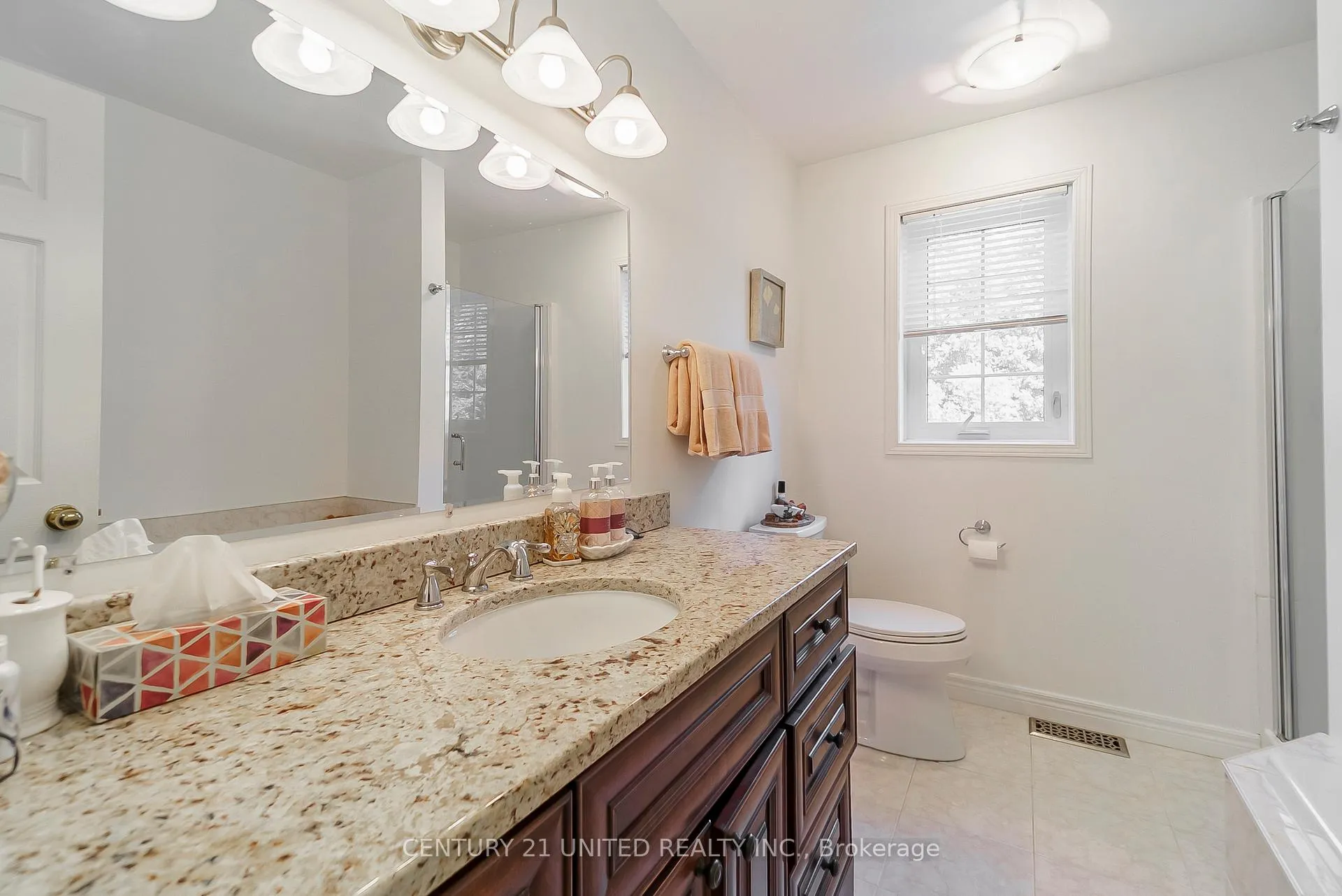 Photo 24 of 1656 Champlain Drive, Peterborough, Northcrest Ward 5 — HOMEH