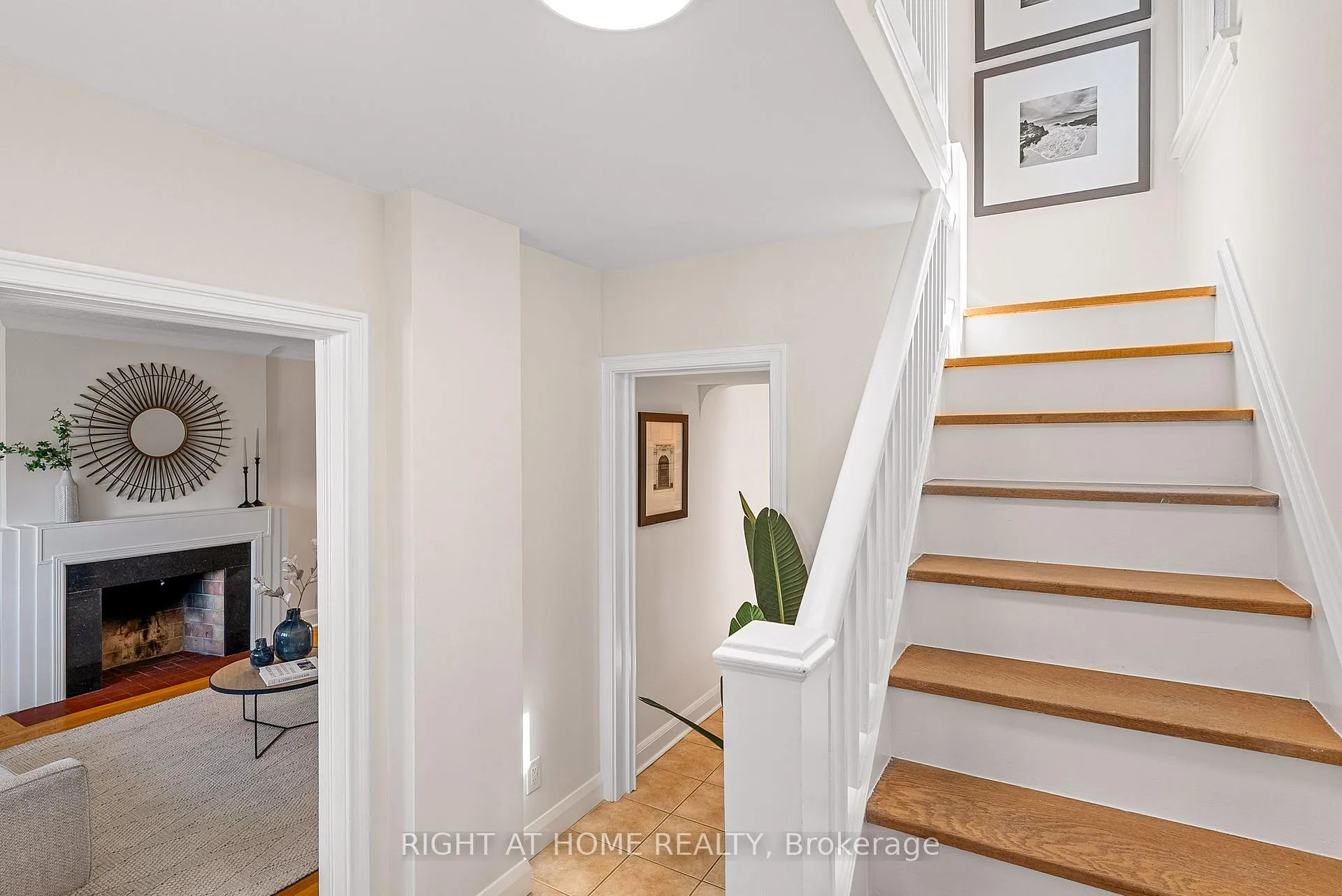 Photo 26 of 61 Central Street, Etobicoke, Mimico — HOMEH