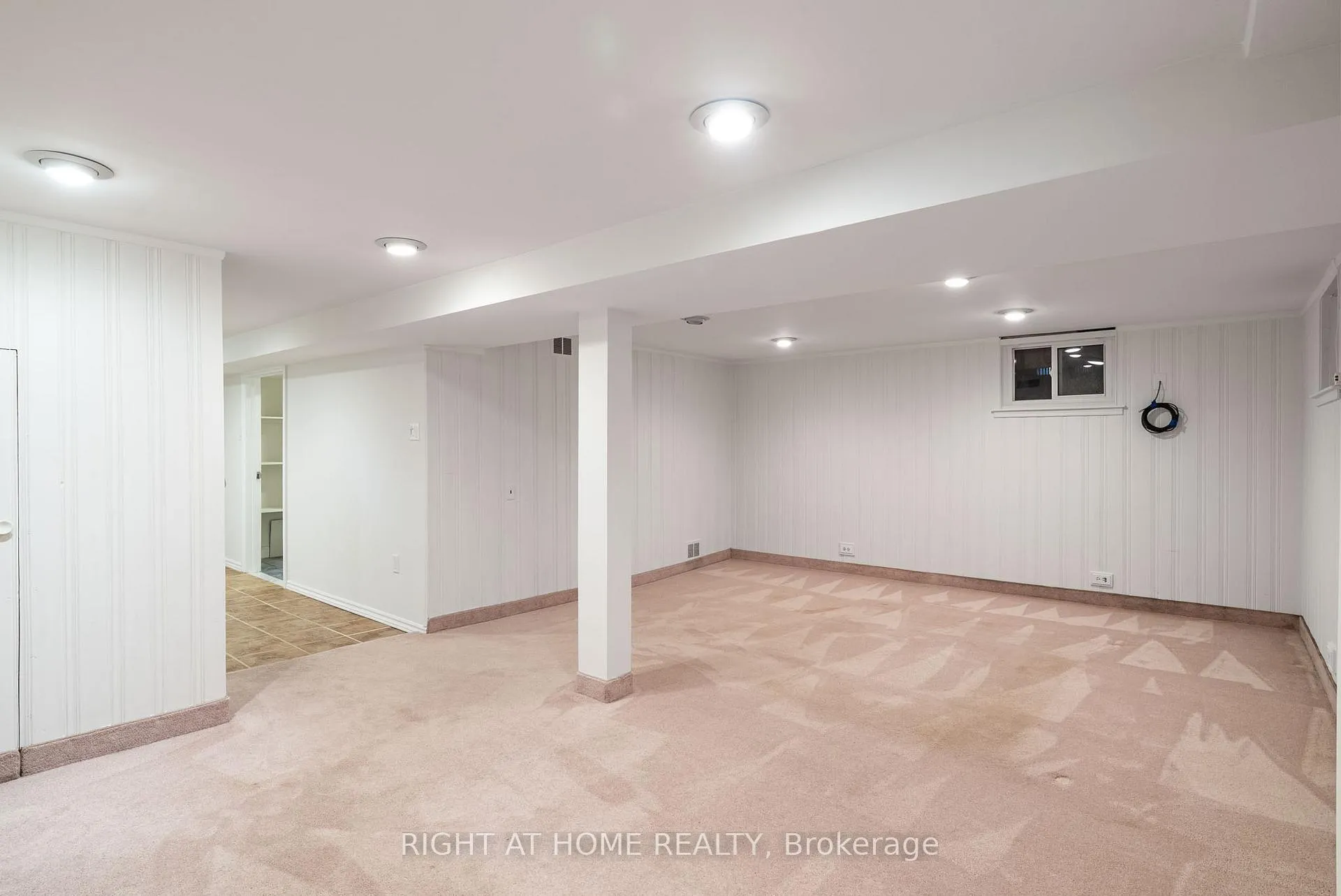 Photo 40 of 61 Central Street, Etobicoke, Mimico — HOMEH
