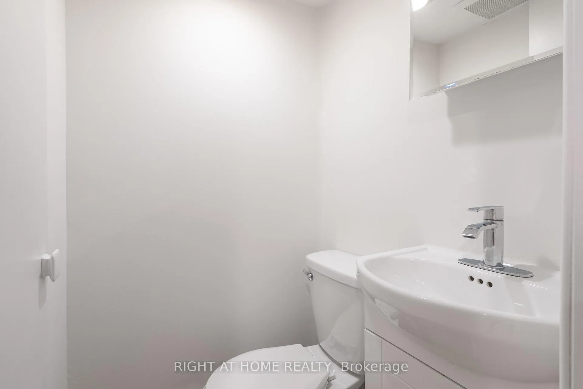 Photo 43 of 61 Central Street, Etobicoke, Mimico — HOMEH