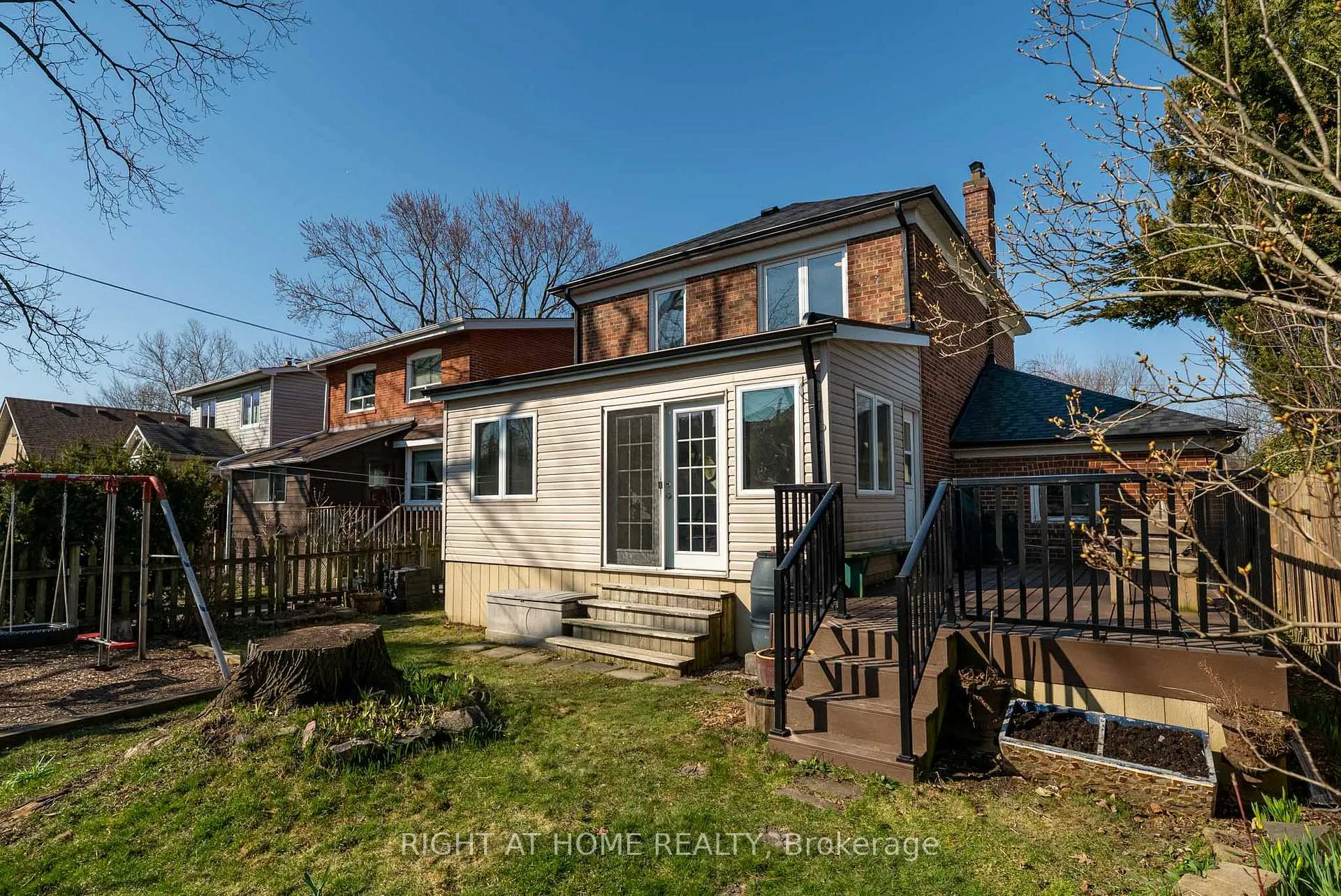 Photo 44 of 61 Central Street, Etobicoke, Mimico — HOMEH