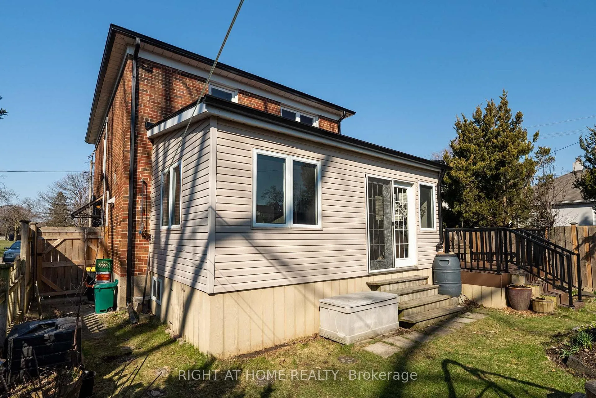 Photo 45 of 61 Central Street, Etobicoke, Mimico — HOMEH