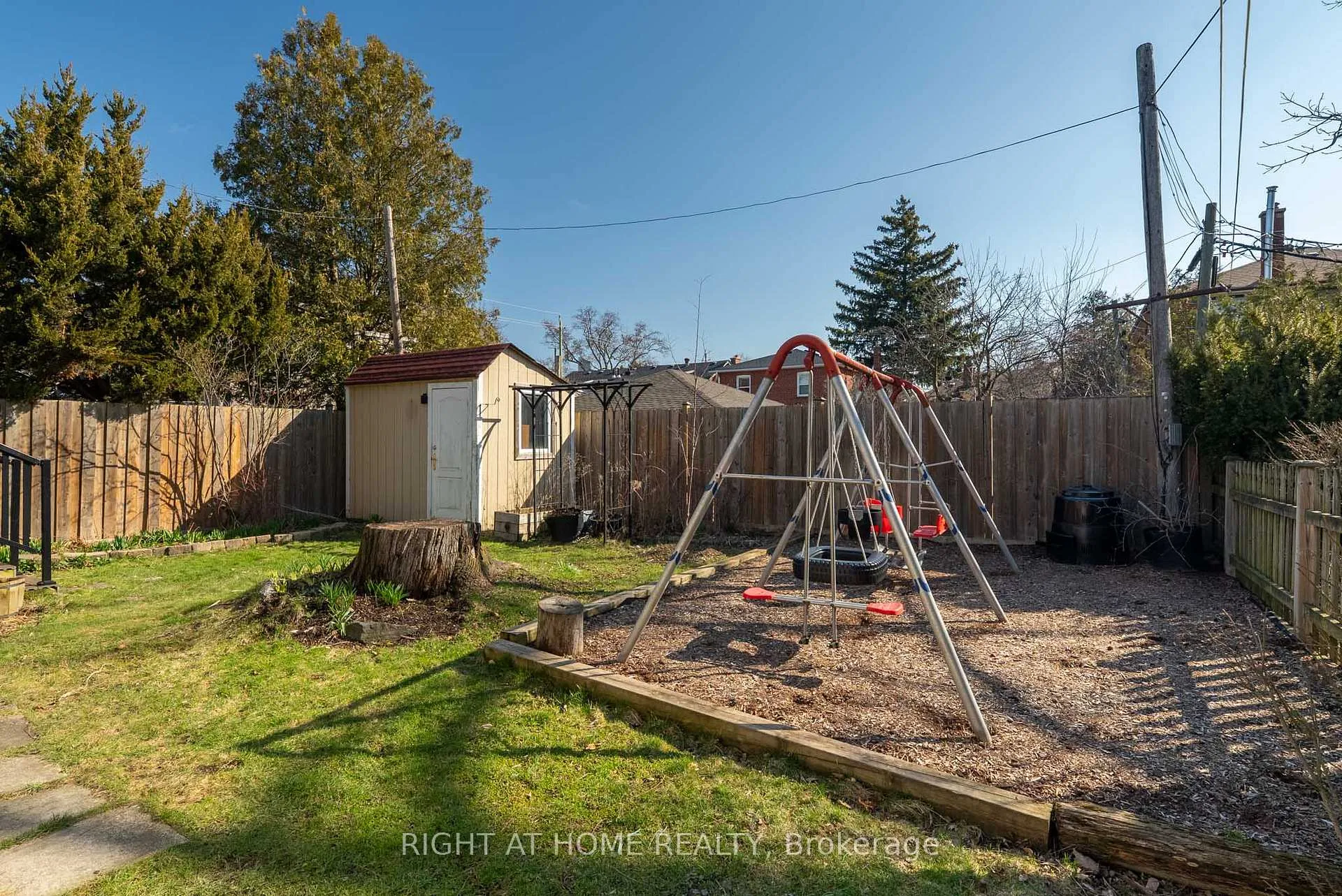 Photo 46 of 61 Central Street, Etobicoke, Mimico — HOMEH