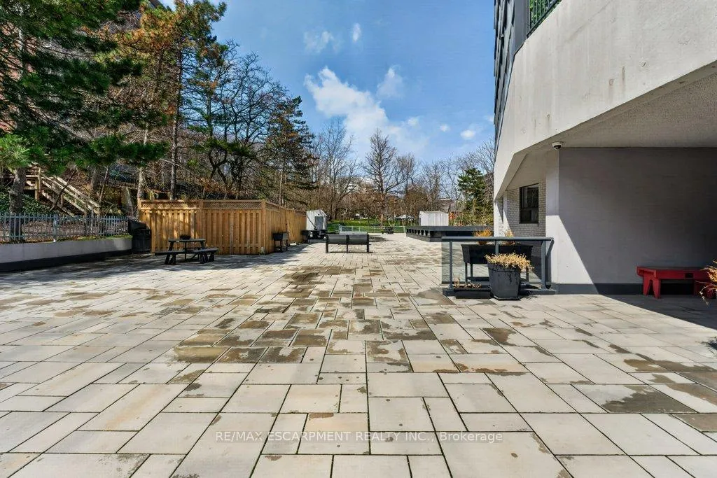 Photo 43 of Unit 1801, 150 Charlton Avenue E, Hamilton, Corktown — HOMEH
