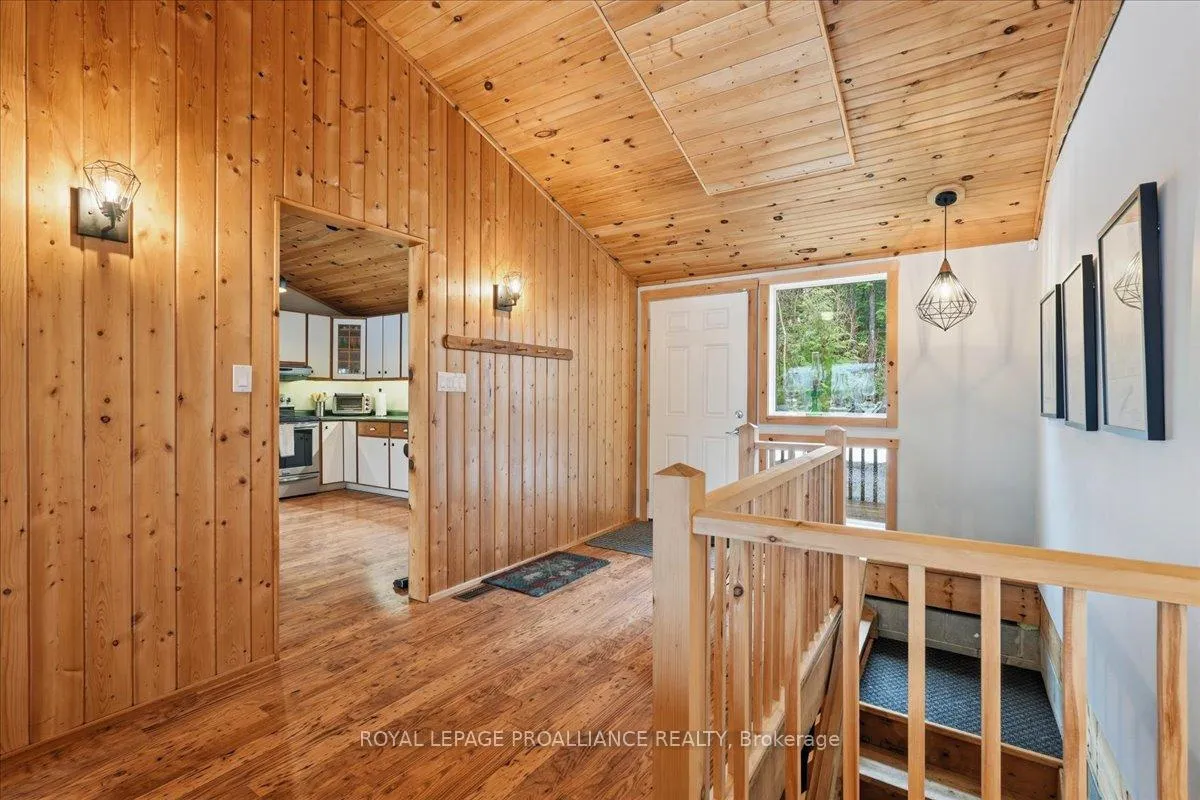 Photo 10 of 399 Oborne Point Road, Addington Highlands — HOMEH
