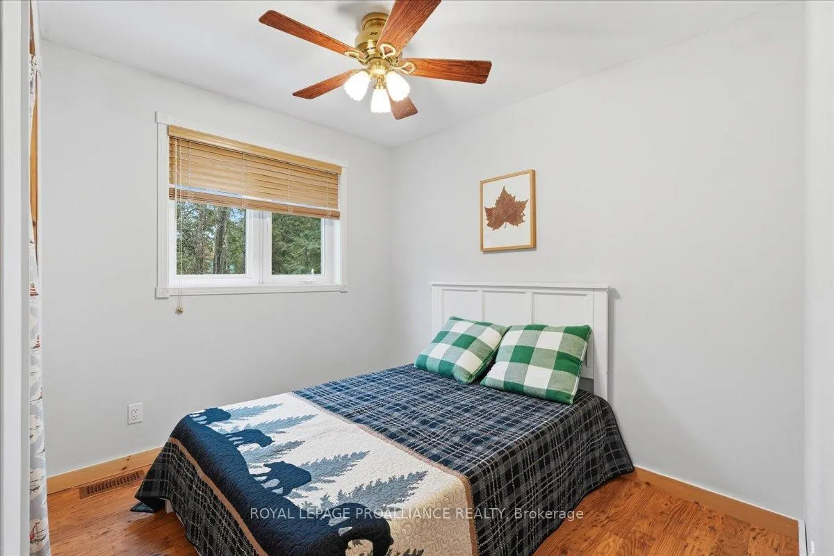 Photo 22 of 399 Oborne Point Road, Addington Highlands — HOMEH