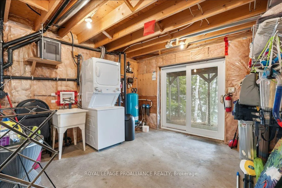 Photo 29 of 399 Oborne Point Road, Addington Highlands — HOMEH
