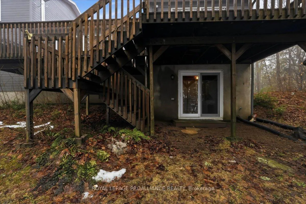 Photo 31 of 399 Oborne Point Road, Addington Highlands — HOMEH
