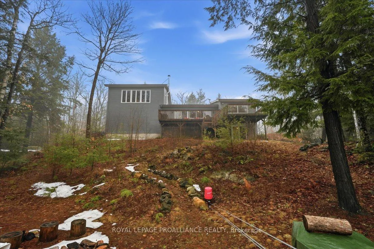 Photo 33 of 399 Oborne Point Road, Addington Highlands — HOMEH