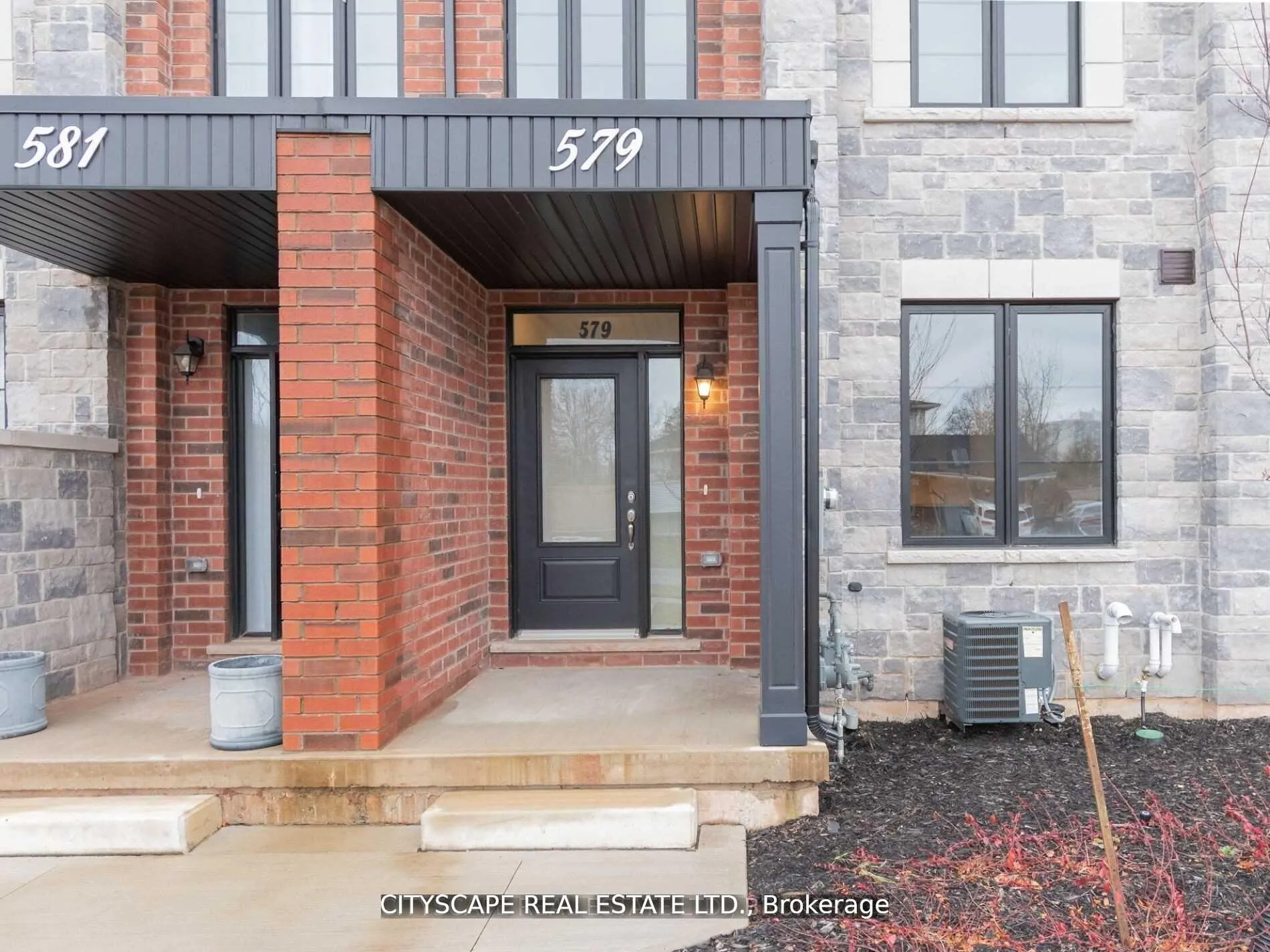 Photo 3 of 579 Wedgewood Drive, Burlington, Appleby — HOMEH