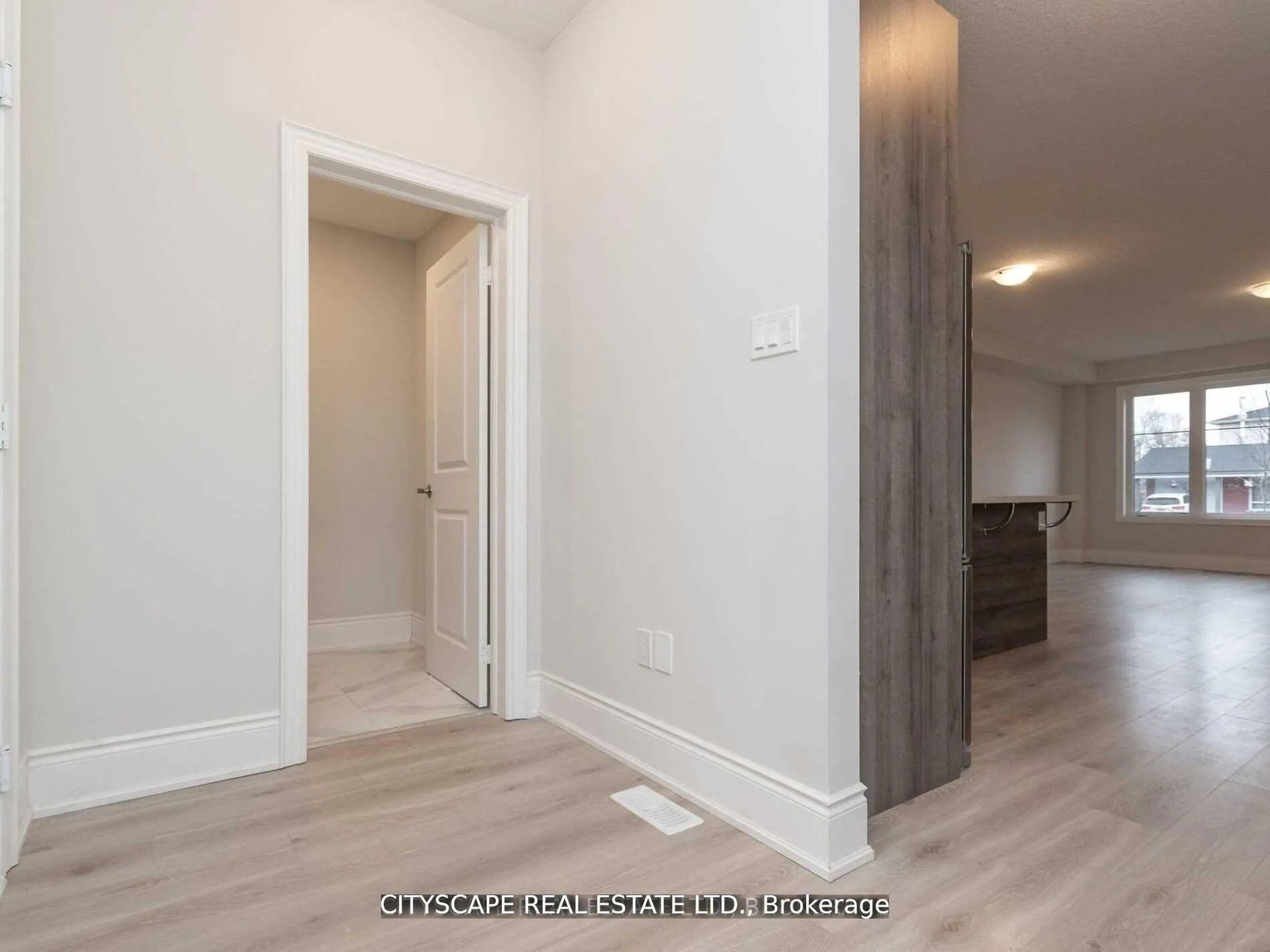 Photo 14 of 579 Wedgewood Drive, Burlington, Appleby — HOMEH