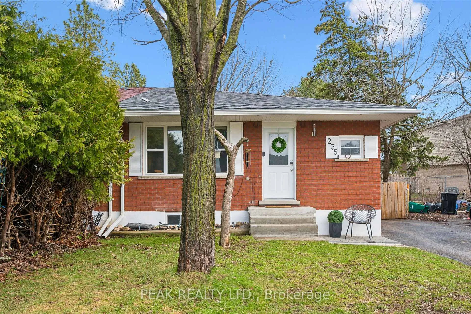 Photo 1 of Unit B, 235 Cedarbrae Avenue, Waterloo — HOMEH