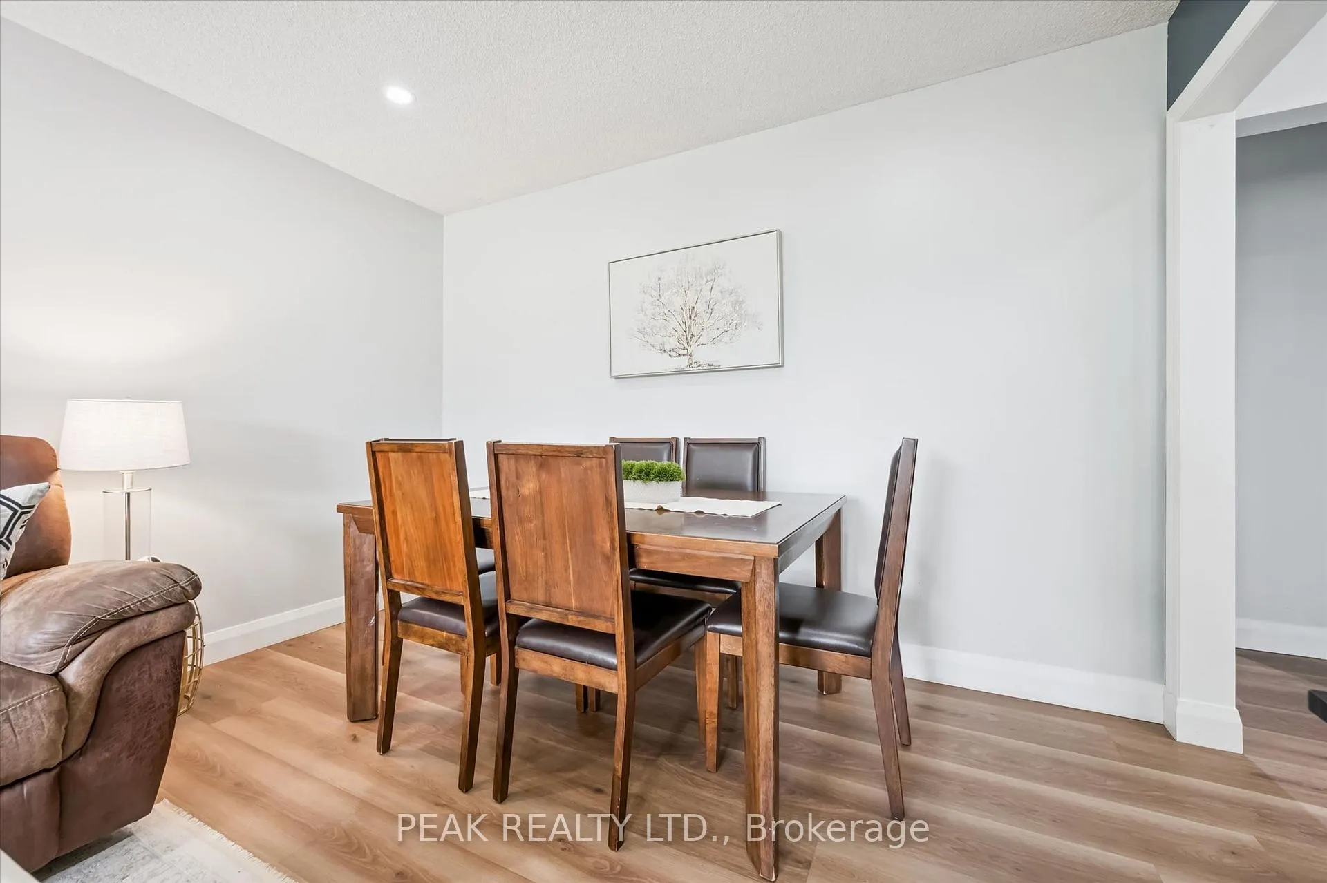 Photo 11 of Unit B, 235 Cedarbrae Avenue, Waterloo — HOMEH
