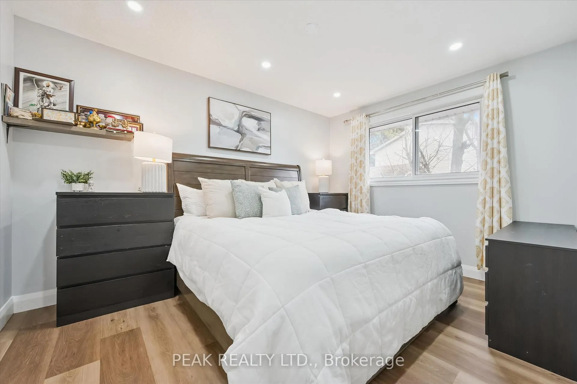 Photo 20 of Unit B, 235 Cedarbrae Avenue, Waterloo — HOMEH