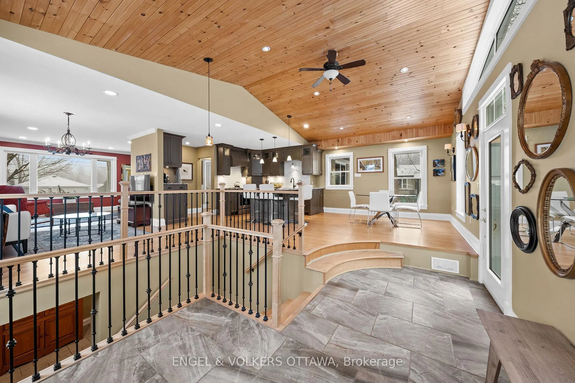 Photo 3 of 1105 Edward Street, Ottawa, Manotick Long Island & Nicholls Island — HOMEH