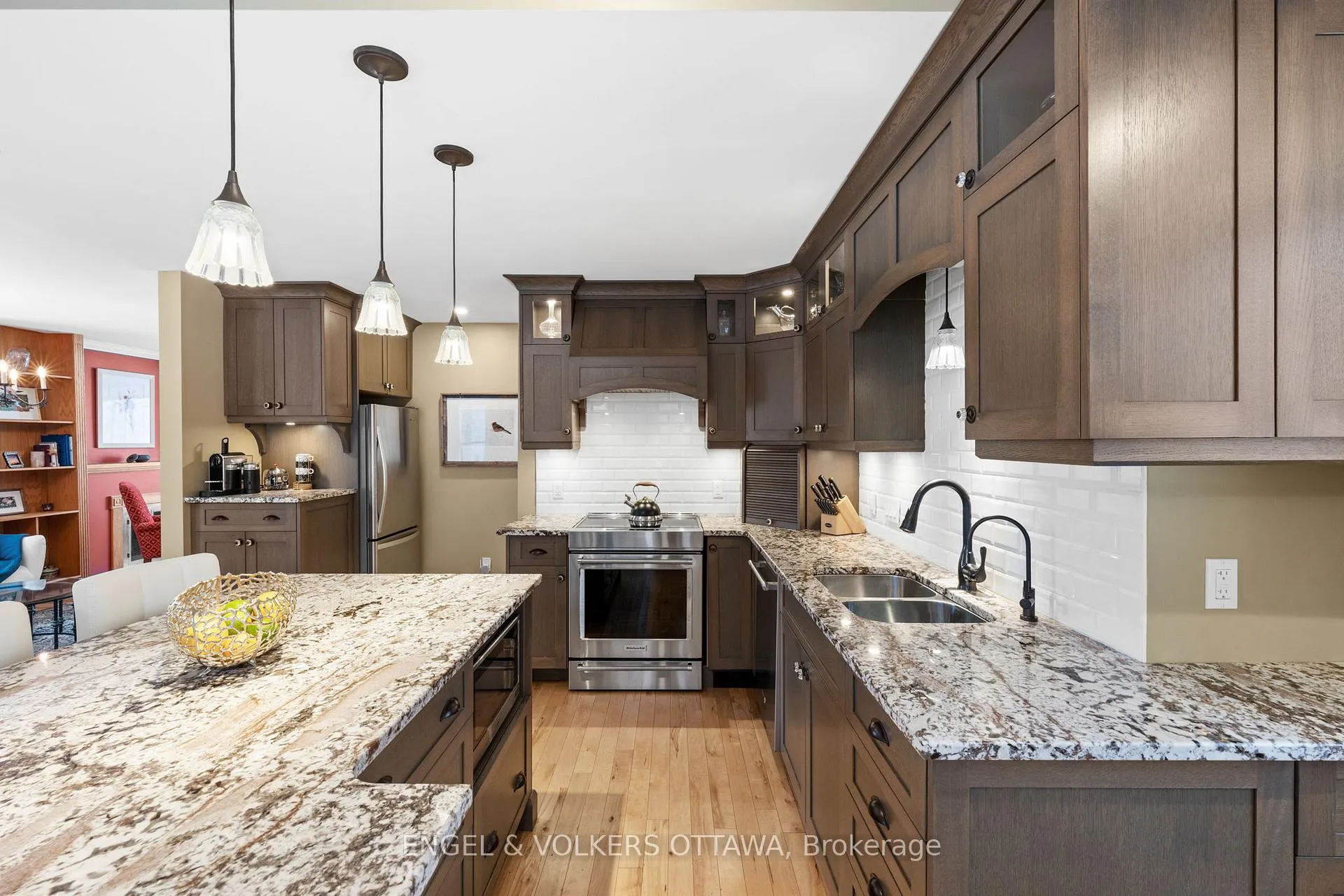 Photo 8 of 1105 Edward Street, Ottawa, Manotick Long Island & Nicholls Island — HOMEH