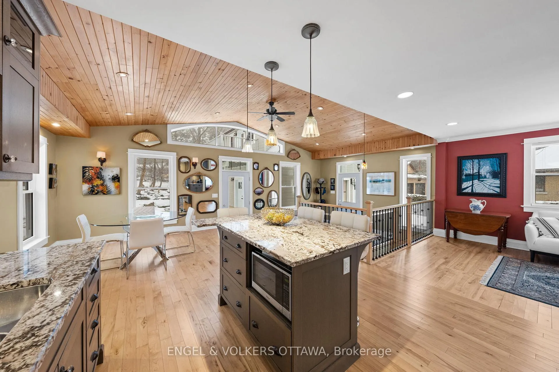 Photo 11 of 1105 Edward Street, Ottawa, Manotick Long Island & Nicholls Island — HOMEH