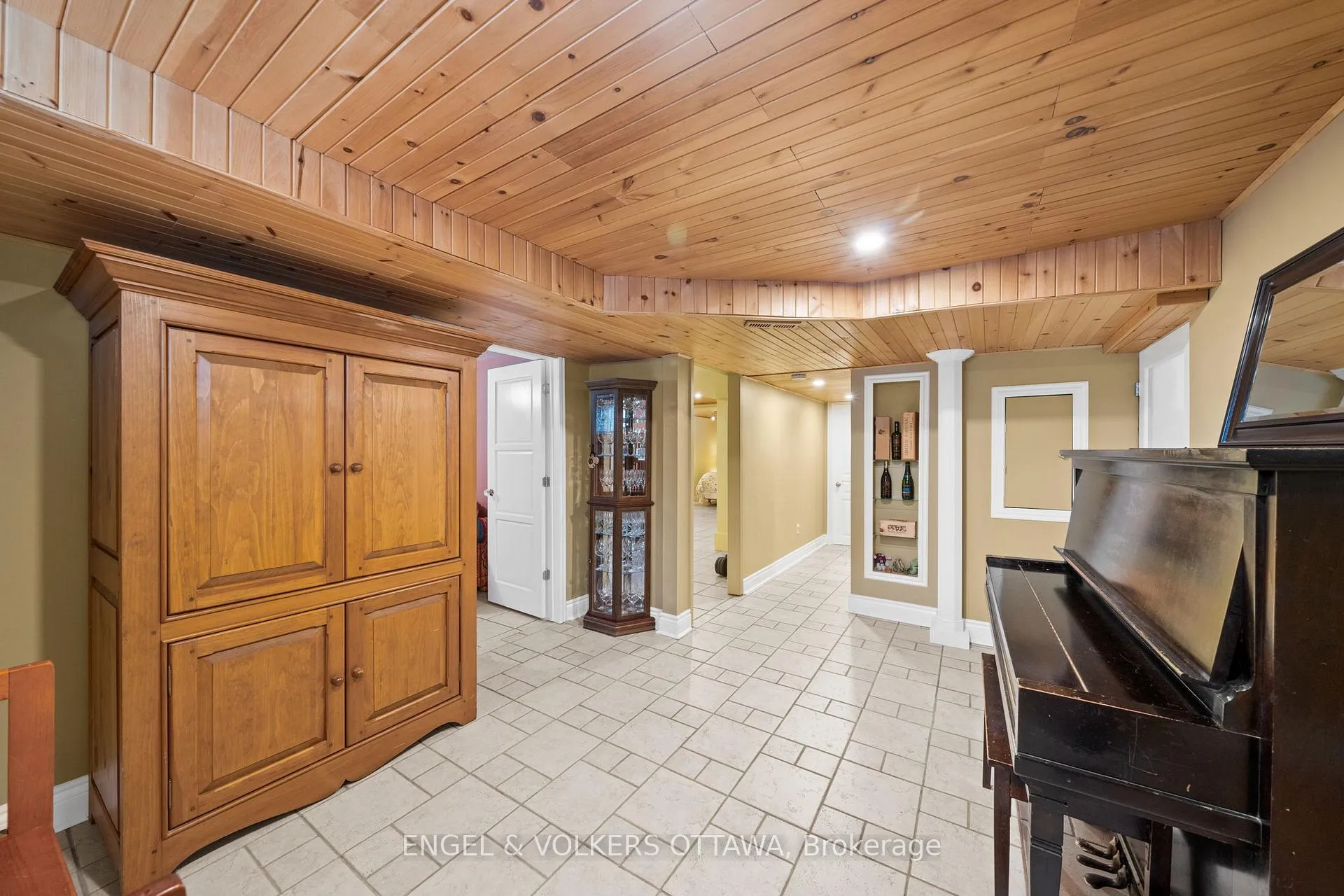Photo 23 of 1105 Edward Street, Ottawa, Manotick Long Island & Nicholls Island — HOMEH