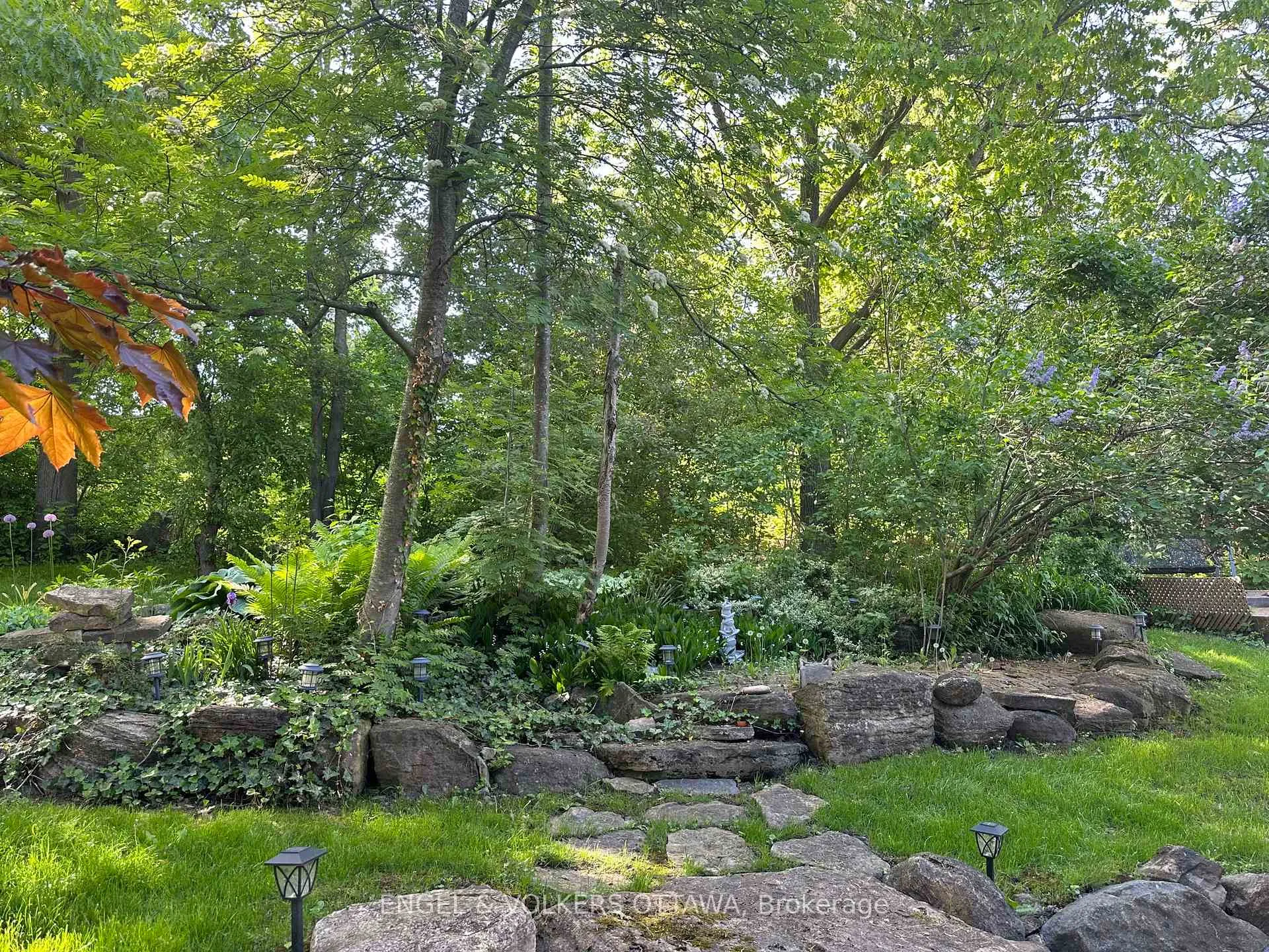 Photo 36 of 1105 Edward Street, Ottawa, Manotick Long Island & Nicholls Island — HOMEH