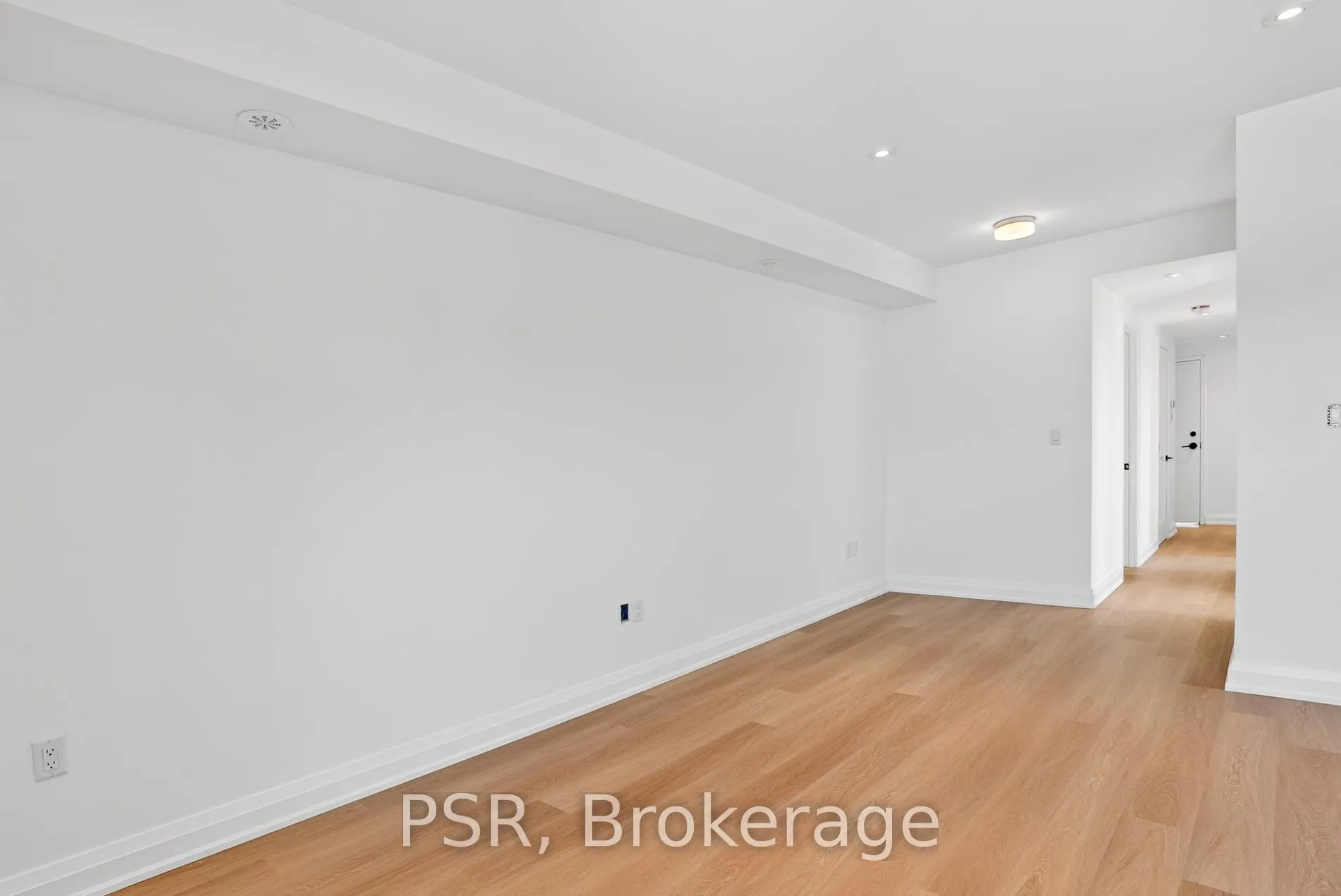 Photo 12 of Unit B, 218 Aileen Avenue, Toronto, Keelesdale-Eglinton West — HOMEH