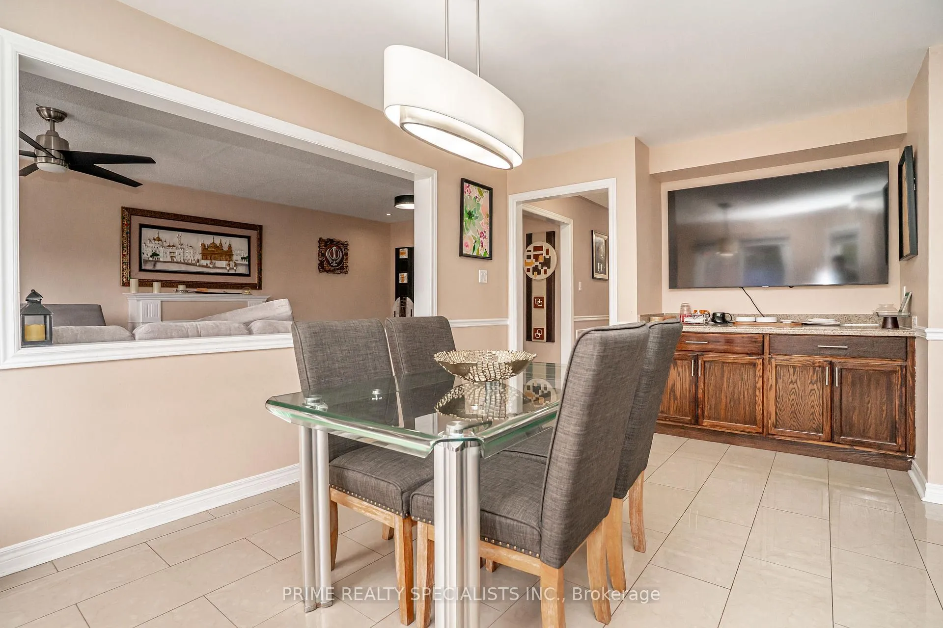 Photo 13 of 52 Deerglen Drive, Brampton, Sandringham-Wellington — HOMEH