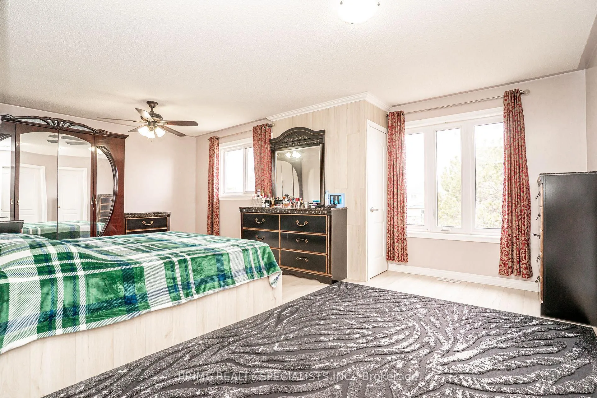 Photo 20 of 52 Deerglen Drive, Brampton, Sandringham-Wellington — HOMEH
