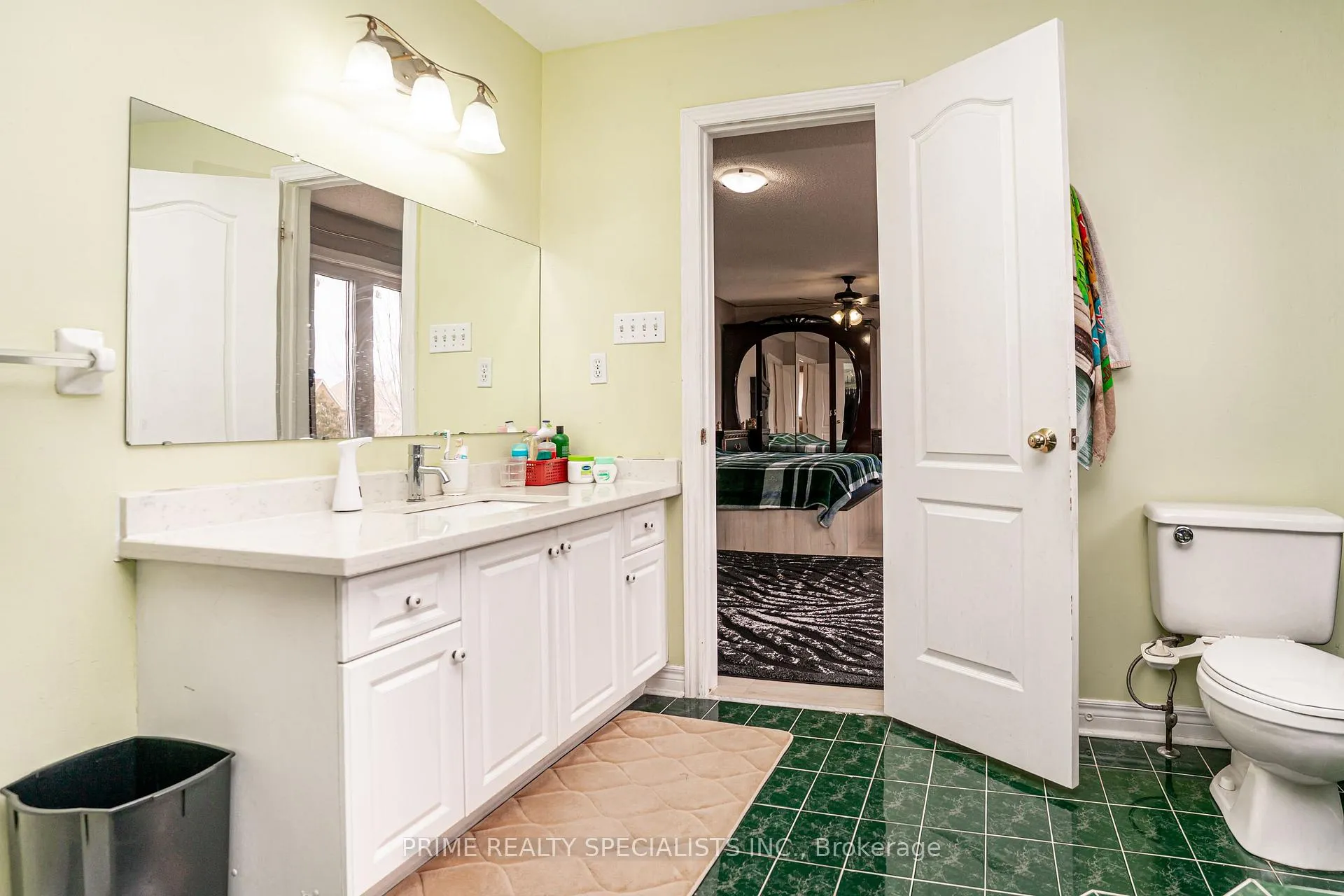 Photo 23 of 52 Deerglen Drive, Brampton, Sandringham-Wellington — HOMEH