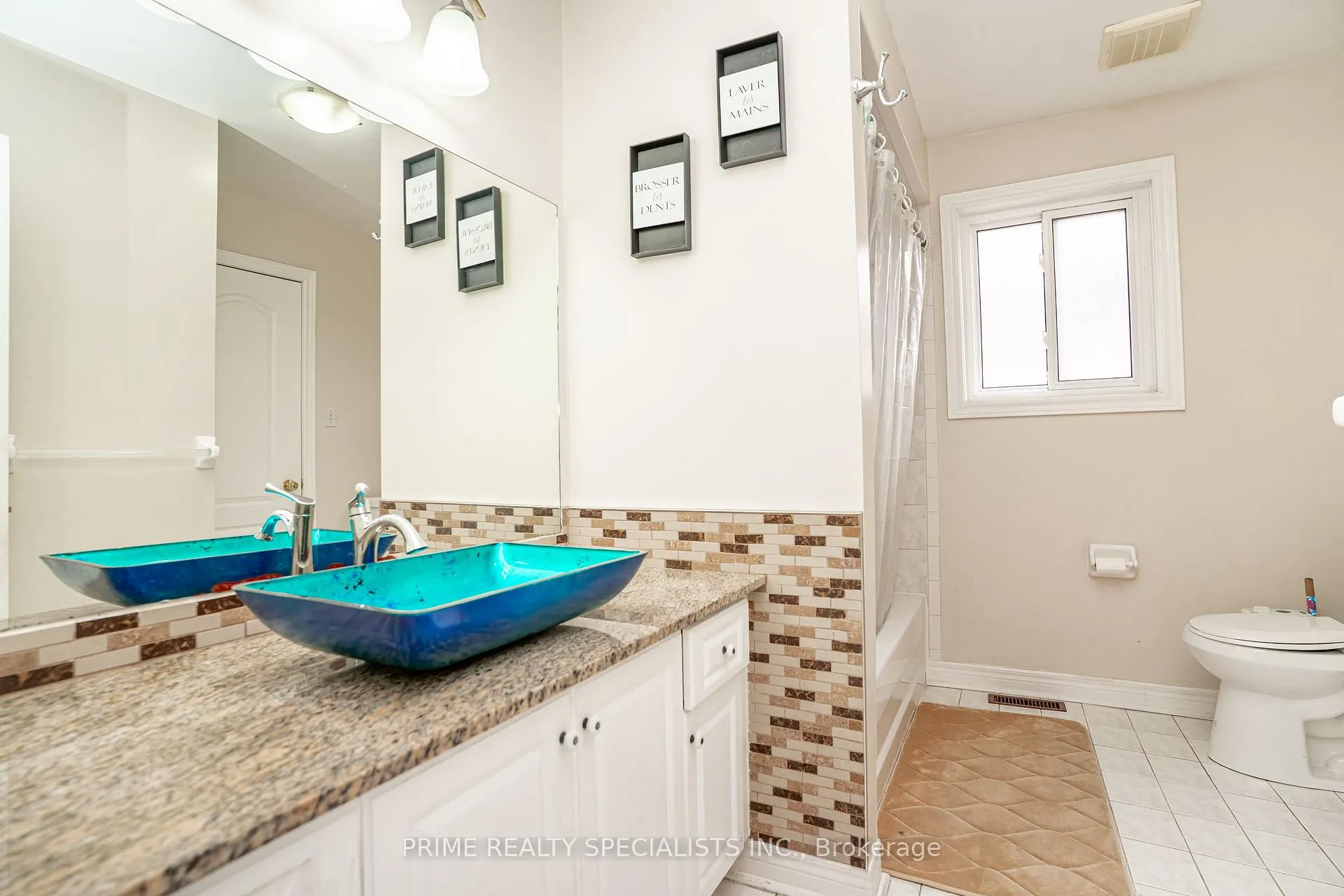 Photo 26 of 52 Deerglen Drive, Brampton, Sandringham-Wellington — HOMEH