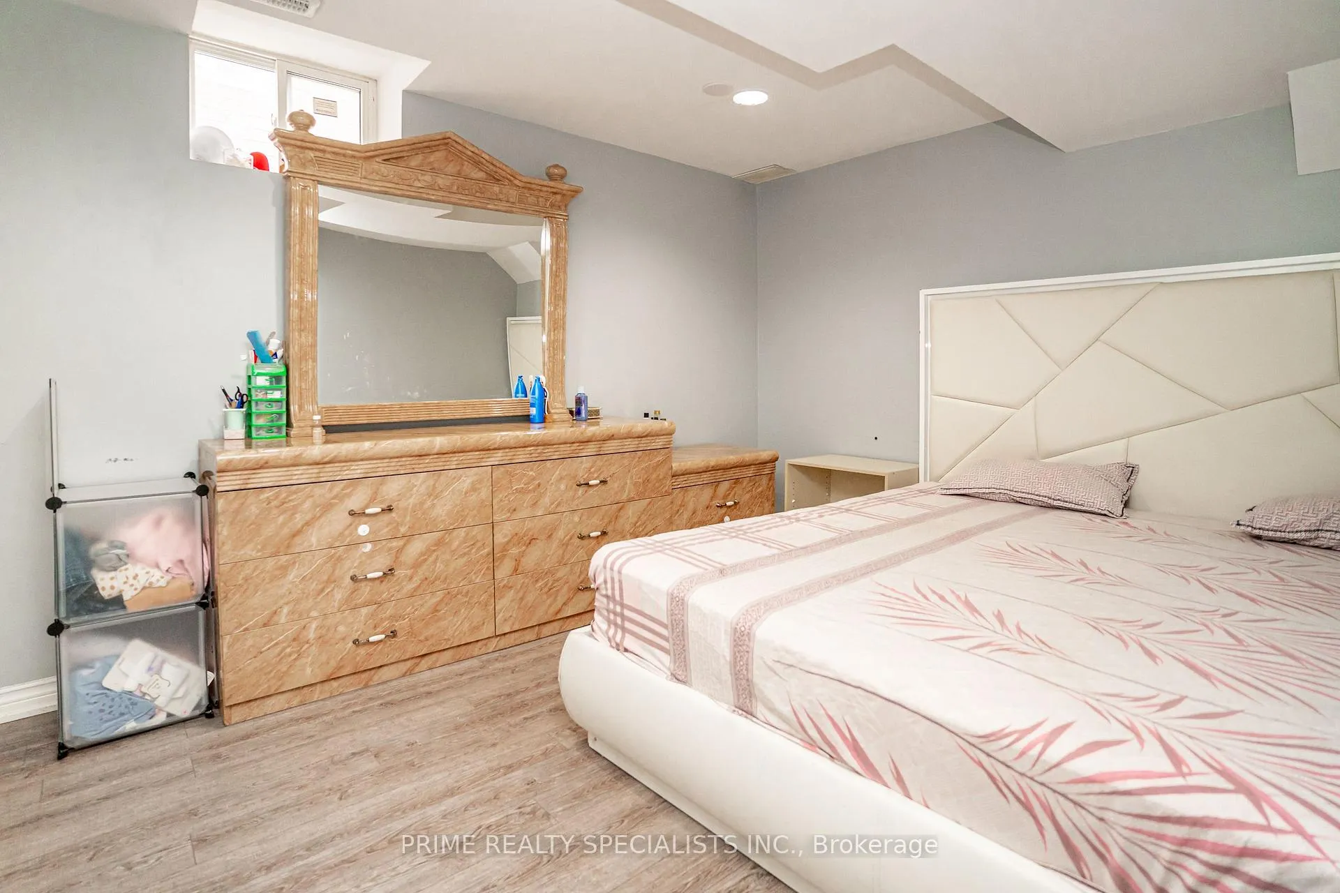 Photo 41 of 52 Deerglen Drive, Brampton, Sandringham-Wellington — HOMEH
