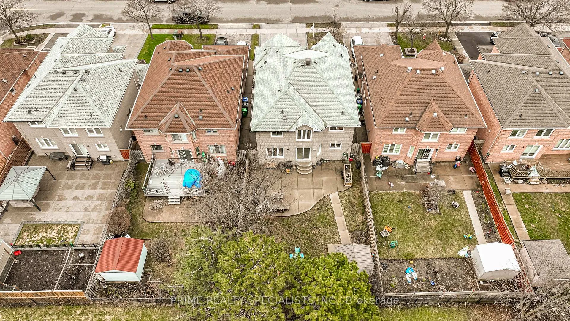 Photo 47 of 52 Deerglen Drive, Brampton, Sandringham-Wellington — HOMEH