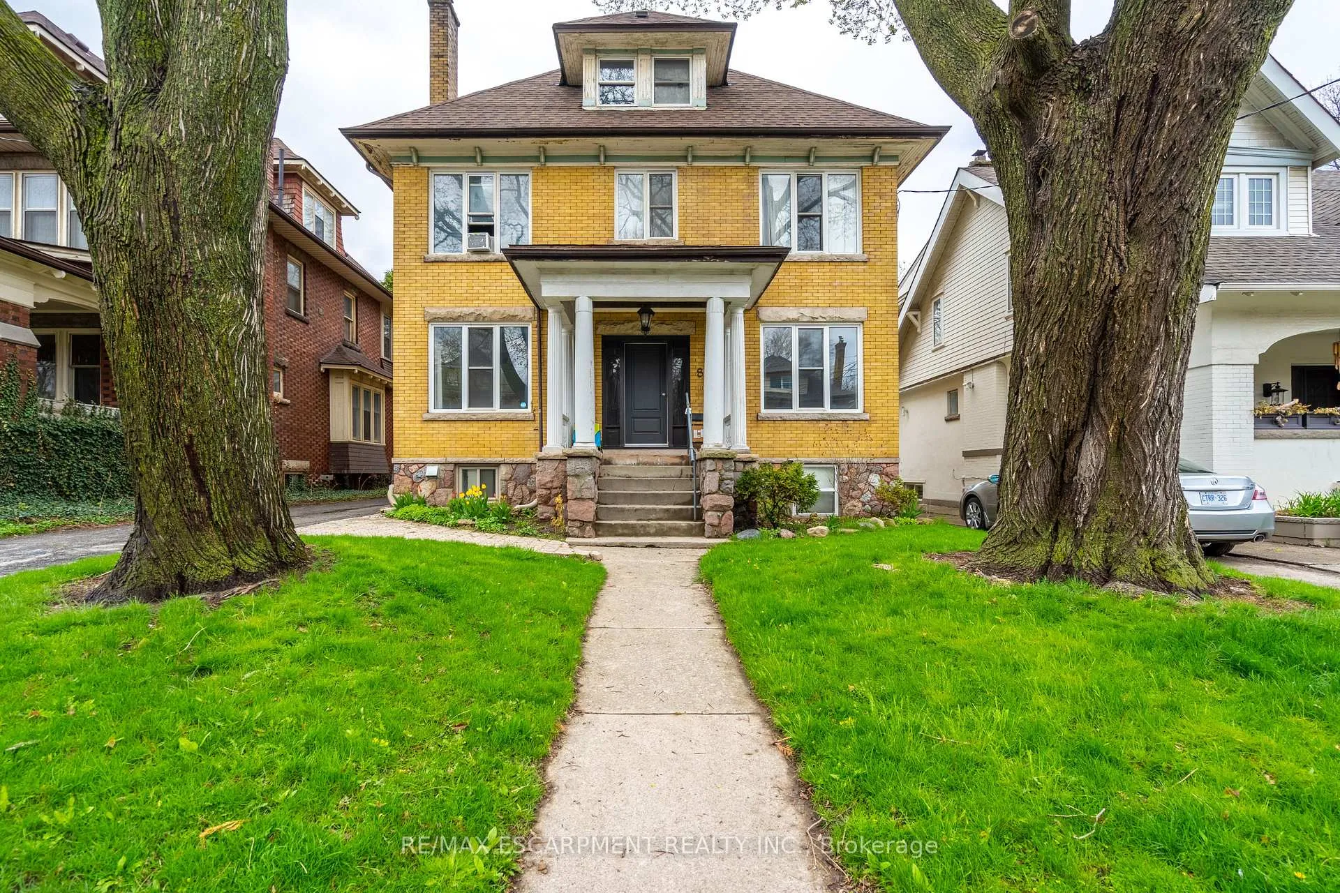 Photo 1 of Unit 3, 80 St. Clair Avenue, Hamilton, Gibson — HOMEH