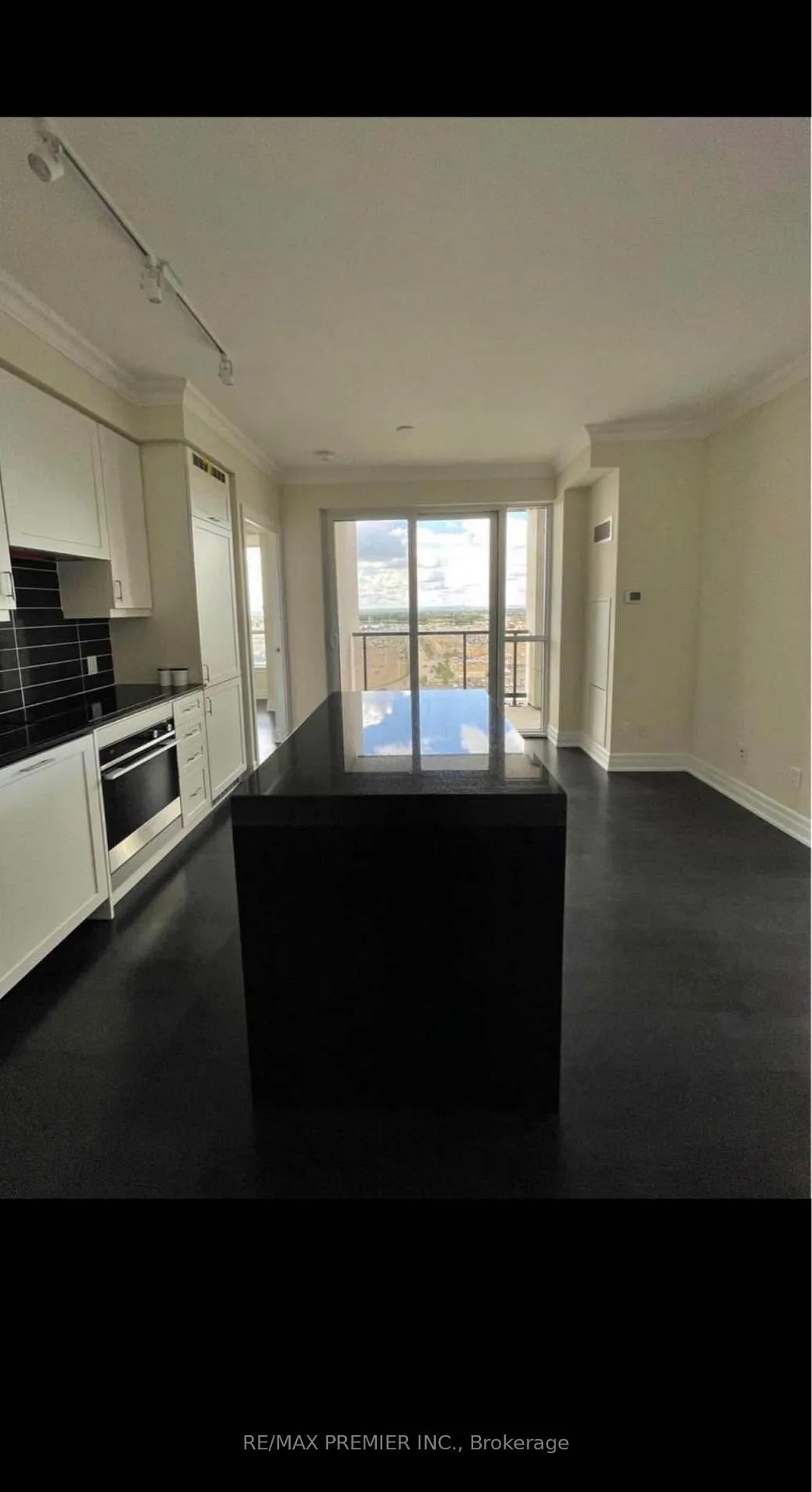 Photo 5 of Unit 1410, 9085 Jane Street, Vaughan, Concord — HOMEH