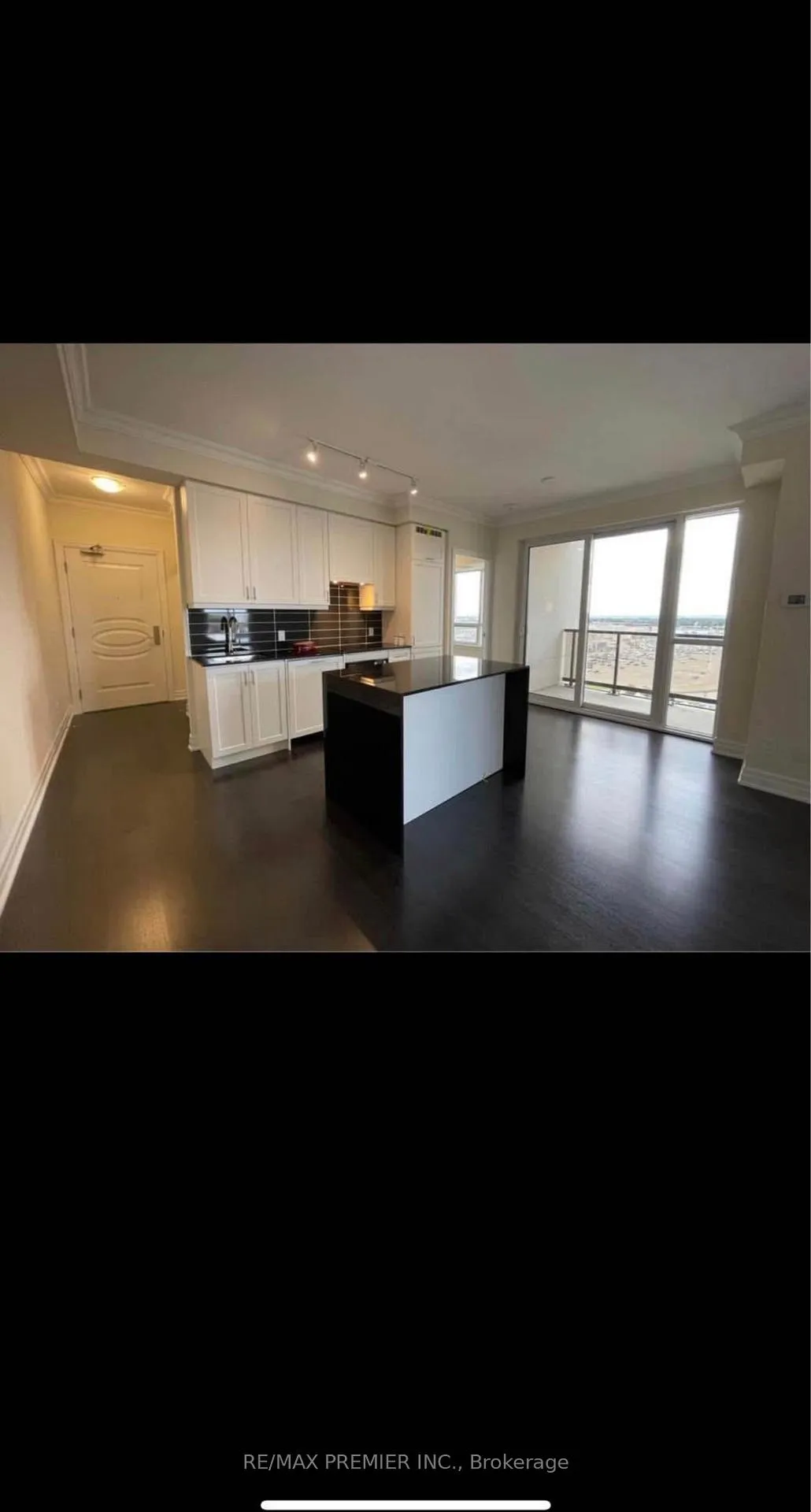 Photo 8 of Unit 1410, 9085 Jane Street, Vaughan, Concord — HOMEH