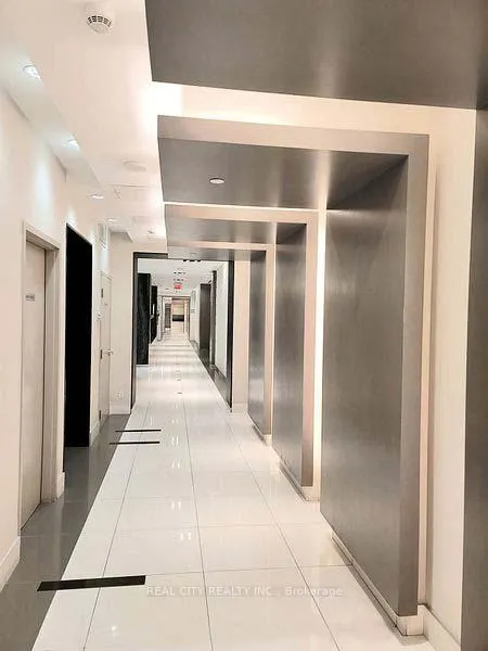 Photo 4 of Unit 407, 7167 Yonge Street, Markham, Thornhill — HOMEH