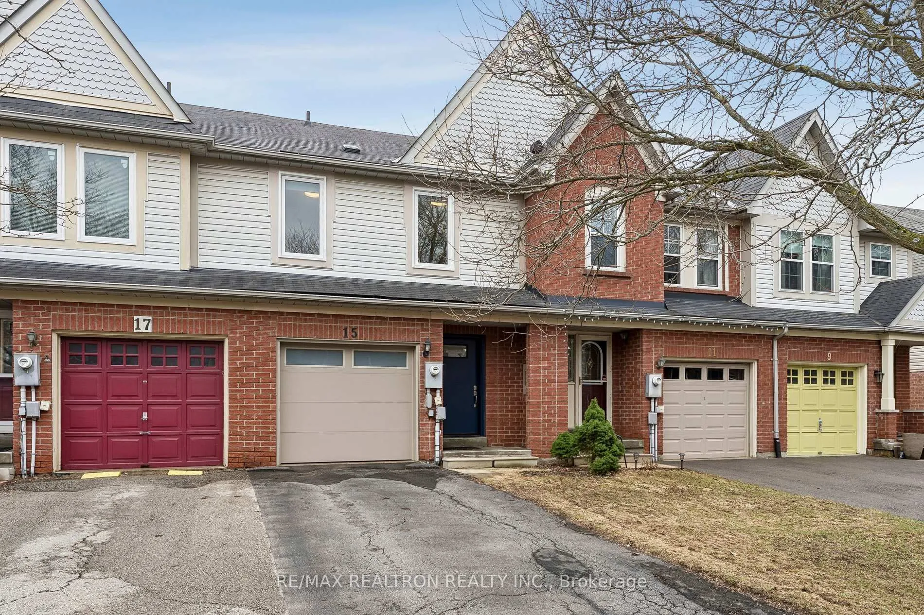 Photo 3 of 15 Mugford Road, Aurora, Bayview Wellington — HOMEH