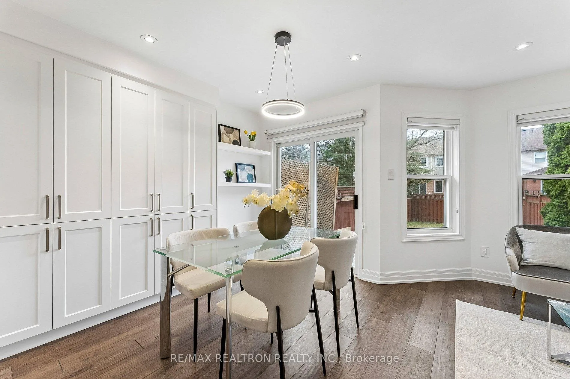 Photo 15 of 15 Mugford Road, Aurora, Bayview Wellington — HOMEH