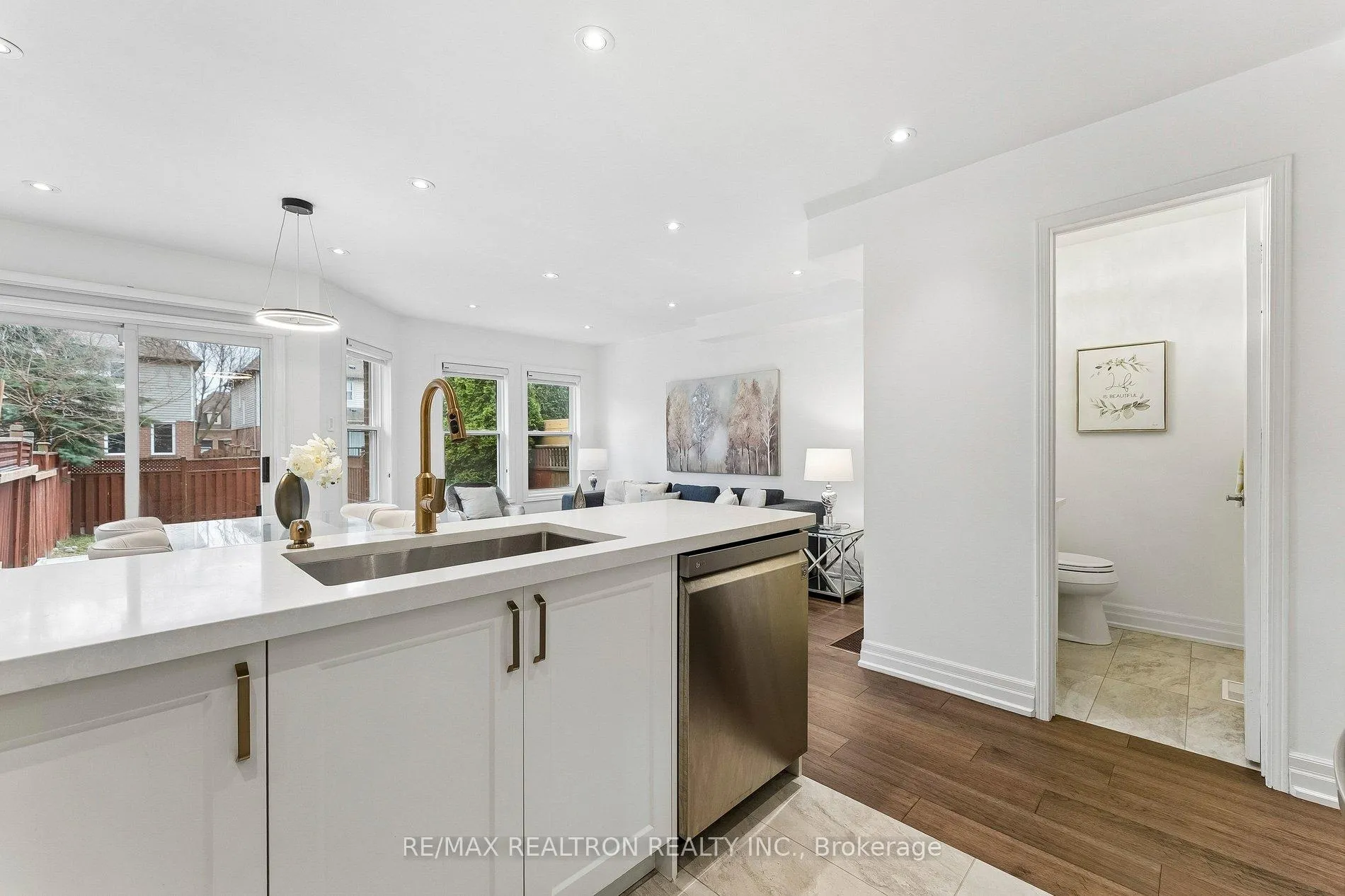 Photo 20 of 15 Mugford Road, Aurora, Bayview Wellington — HOMEH