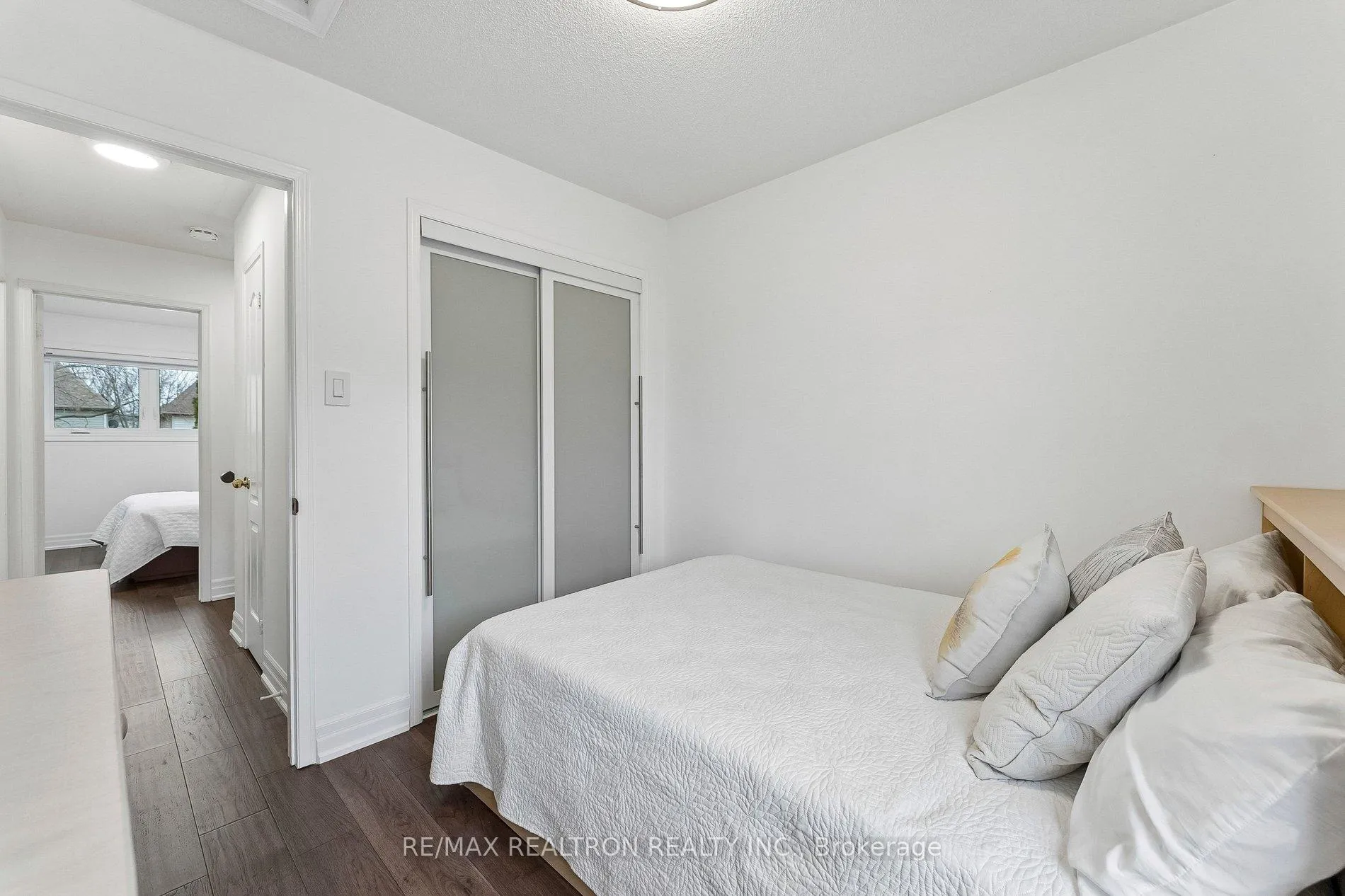 Photo 26 of 15 Mugford Road, Aurora, Bayview Wellington — HOMEH