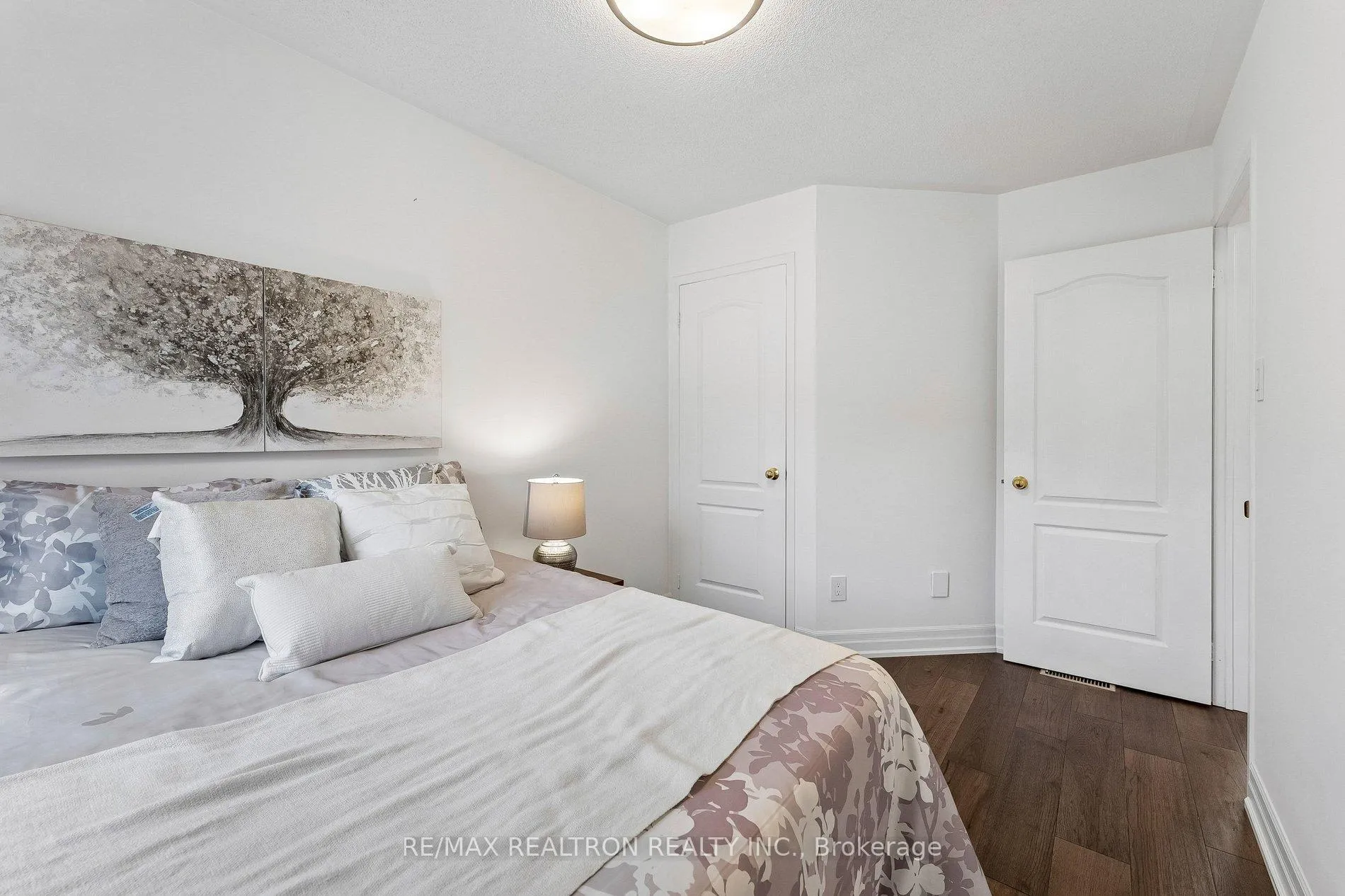 Photo 29 of 15 Mugford Road, Aurora, Bayview Wellington — HOMEH
