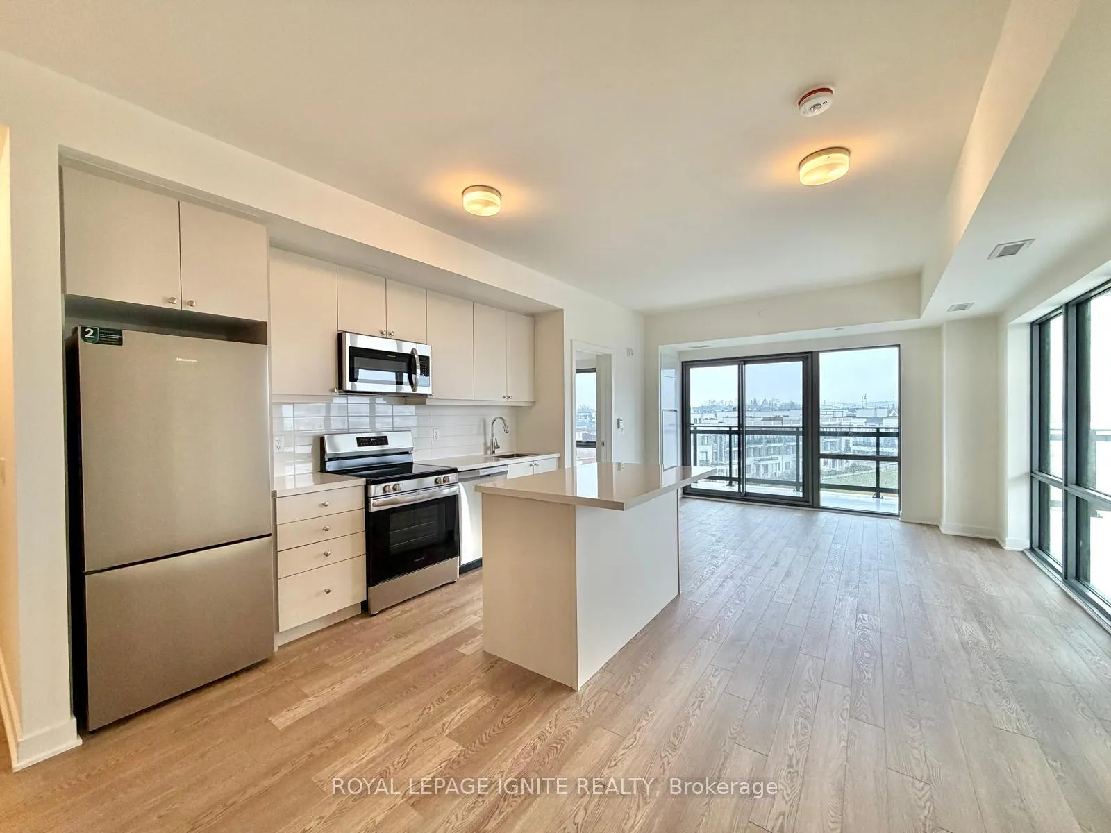 Photo 8 of Unit 507, 51 Clarington Boulevard, Clarington, Bowmanville — HOMEH