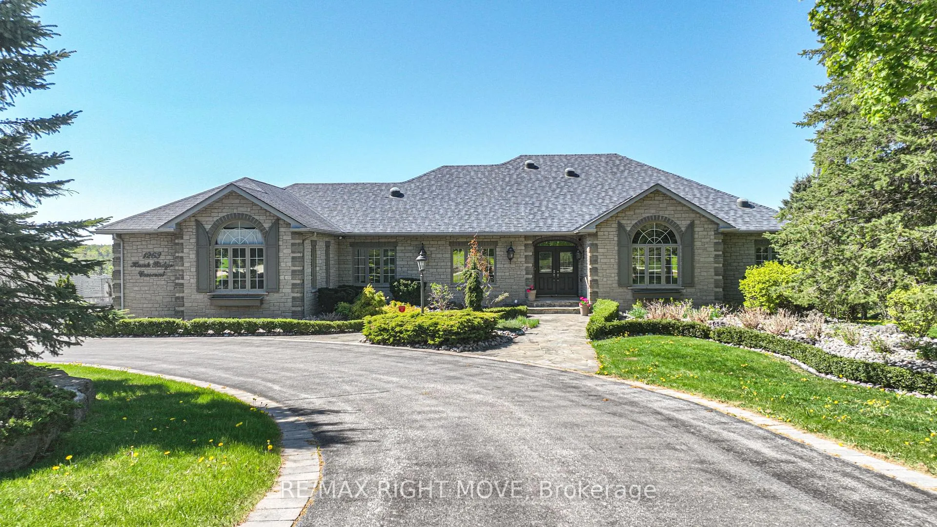 Front of 1263 Hawk Ridge Crescent