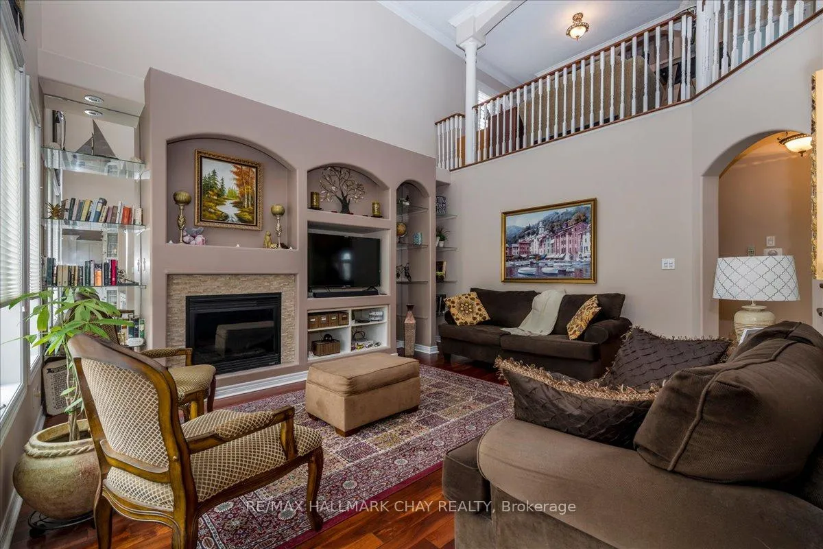Photo 15 of 30 Birkhall Place N, Barrie, Innis-Shore — HOMEH