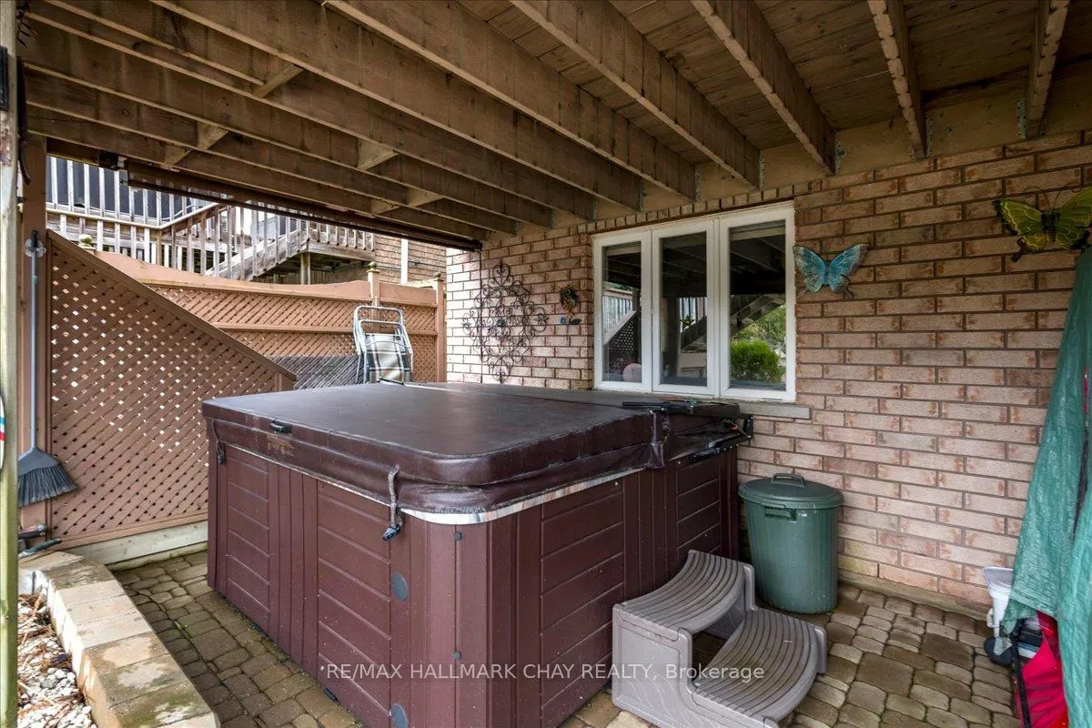 Photo 41 of 30 Birkhall Place N, Barrie, Innis-Shore — HOMEH