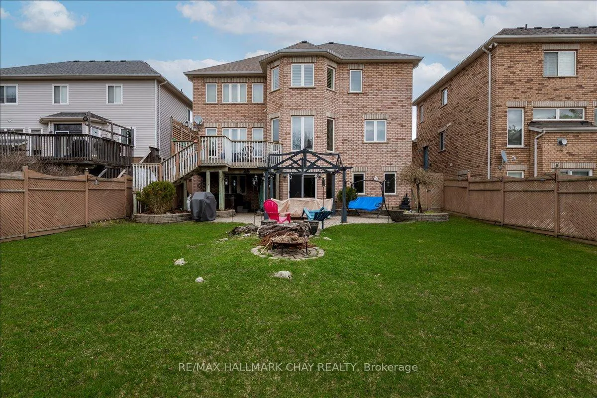 Photo 43 of 30 Birkhall Place N, Barrie, Innis-Shore — HOMEH