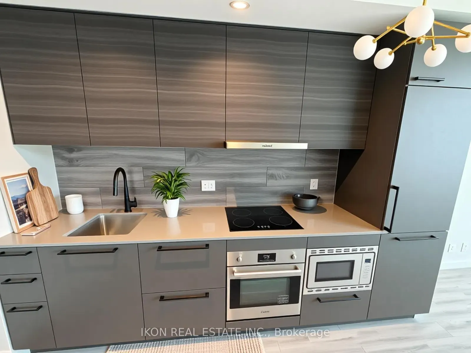 Photo 3 of Unit 312, 1050 Eastern Avenue, Toronto, The Beaches — HOMEH