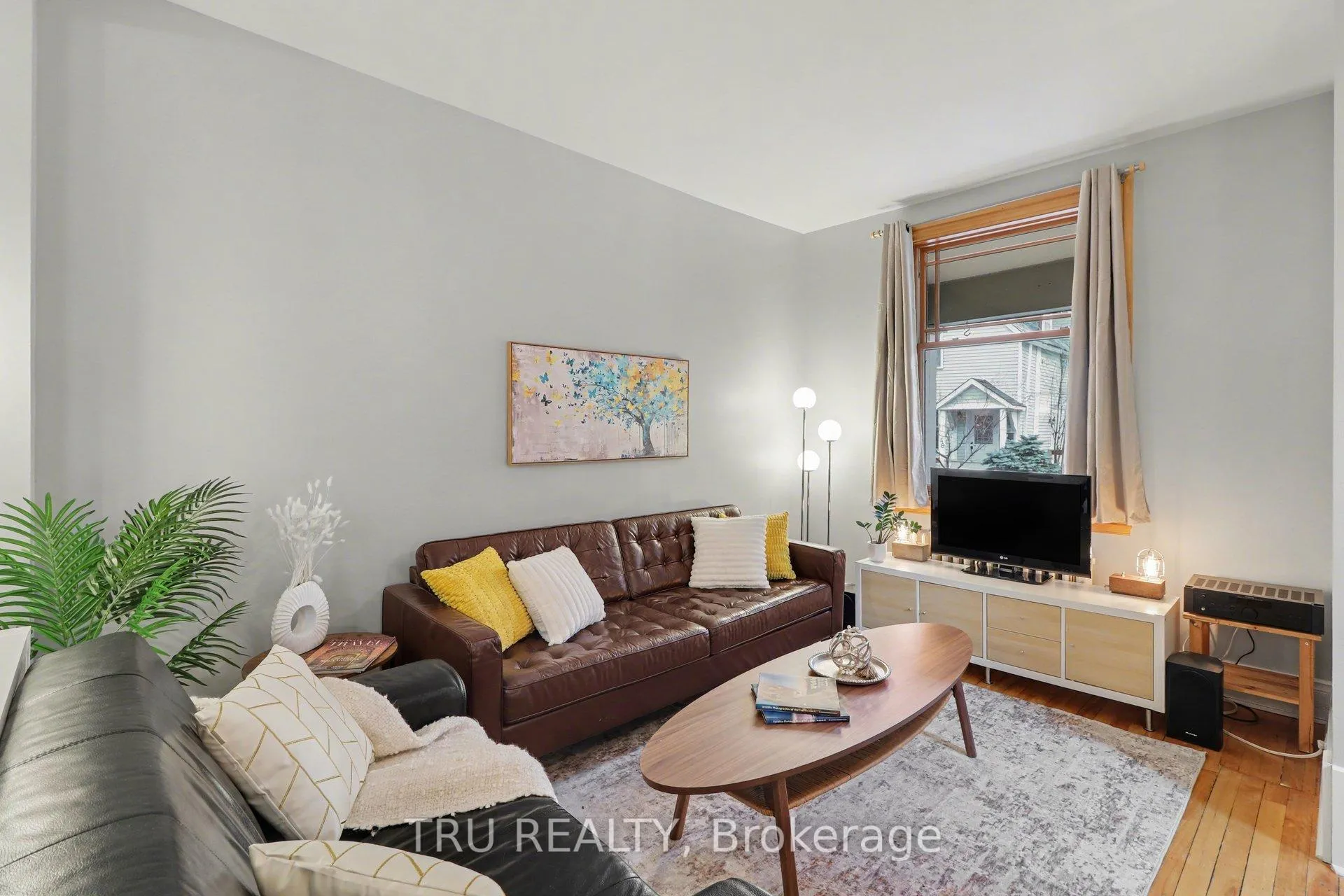 Photo 6 of 49 Newton Street, Ottawa, Glebe — HOMEH