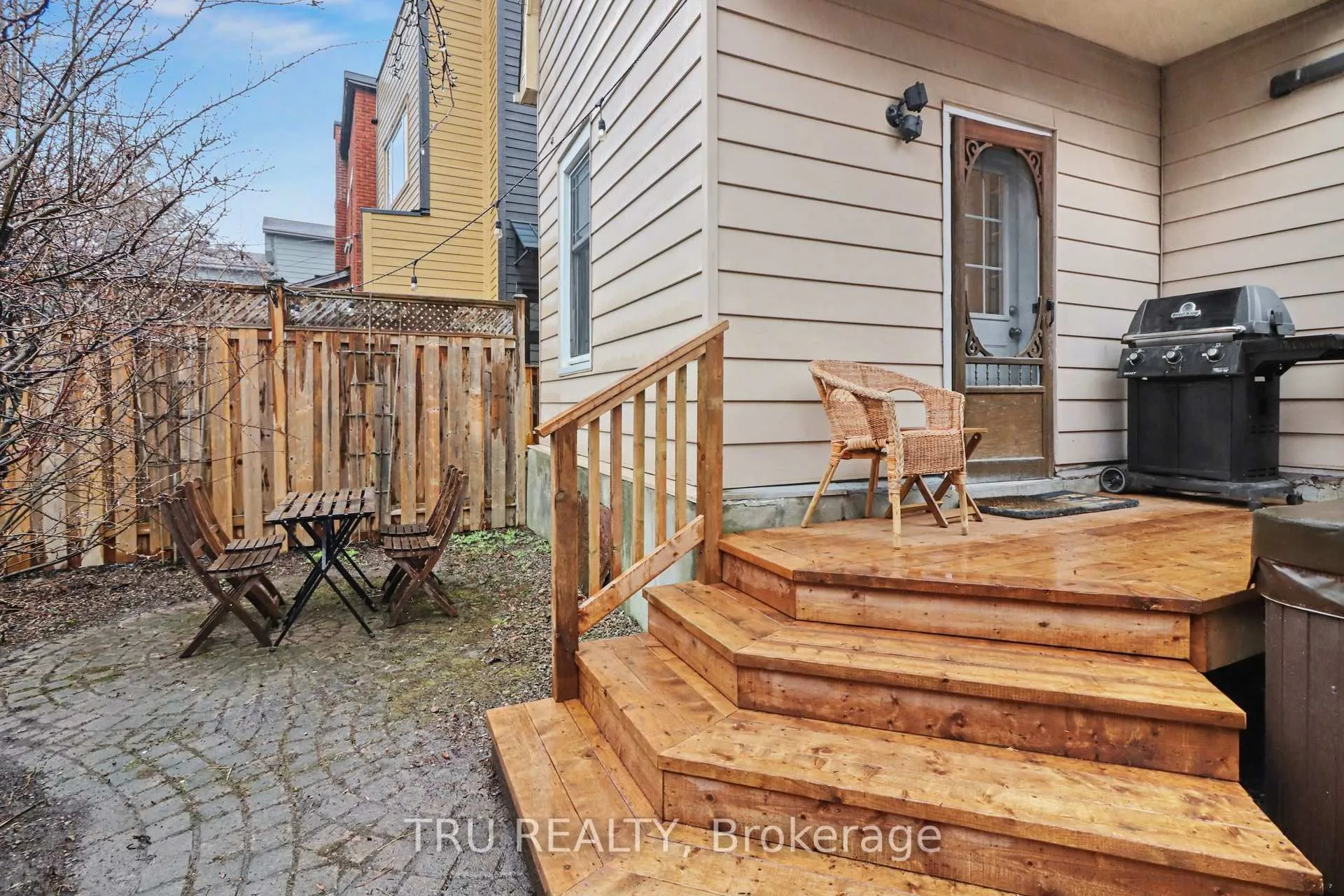 Photo 19 of 49 Newton Street, Ottawa, Glebe — HOMEH