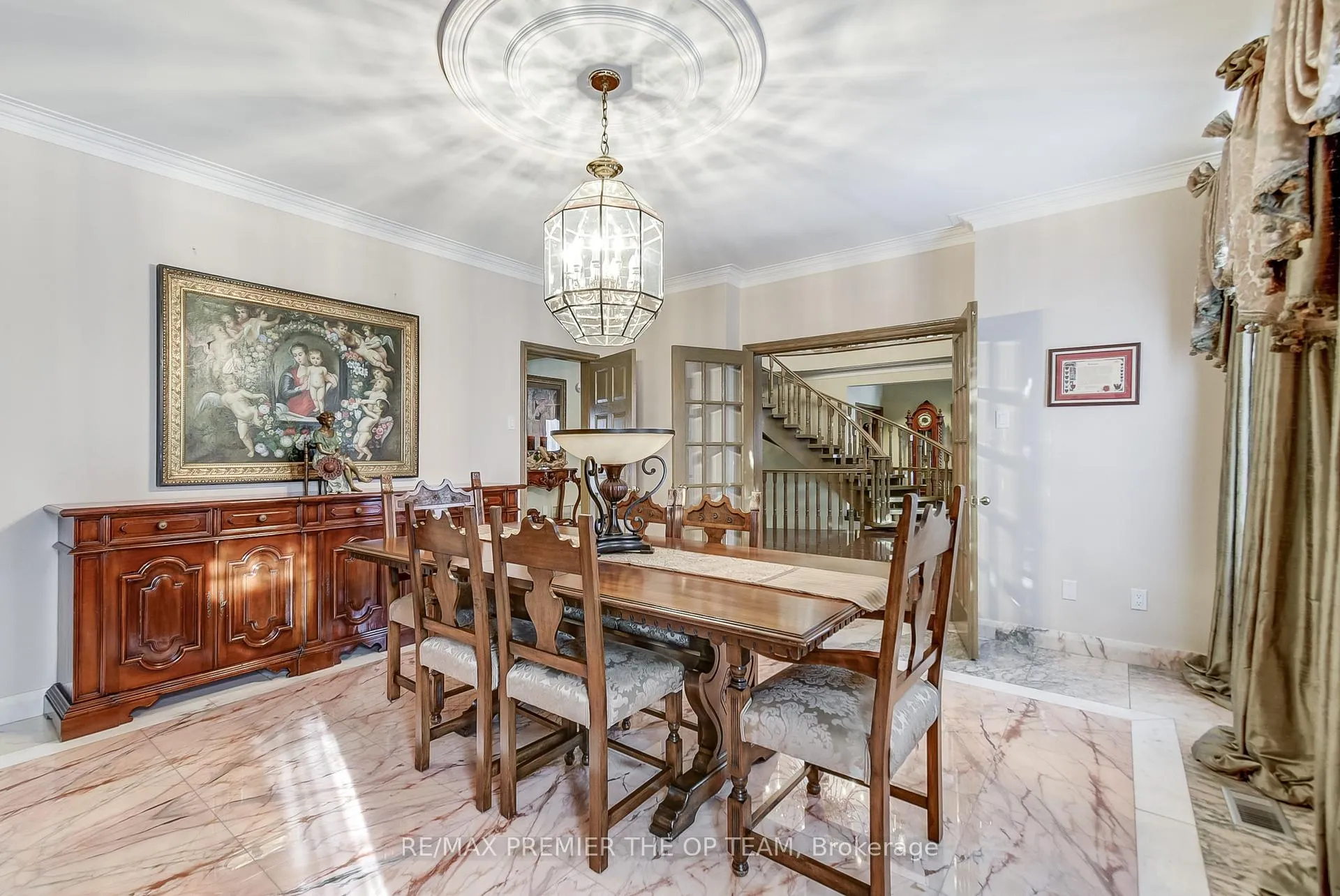 Photo 21 of 118 Cowan Drive, Vaughan, East Woodbridge — HOMEH