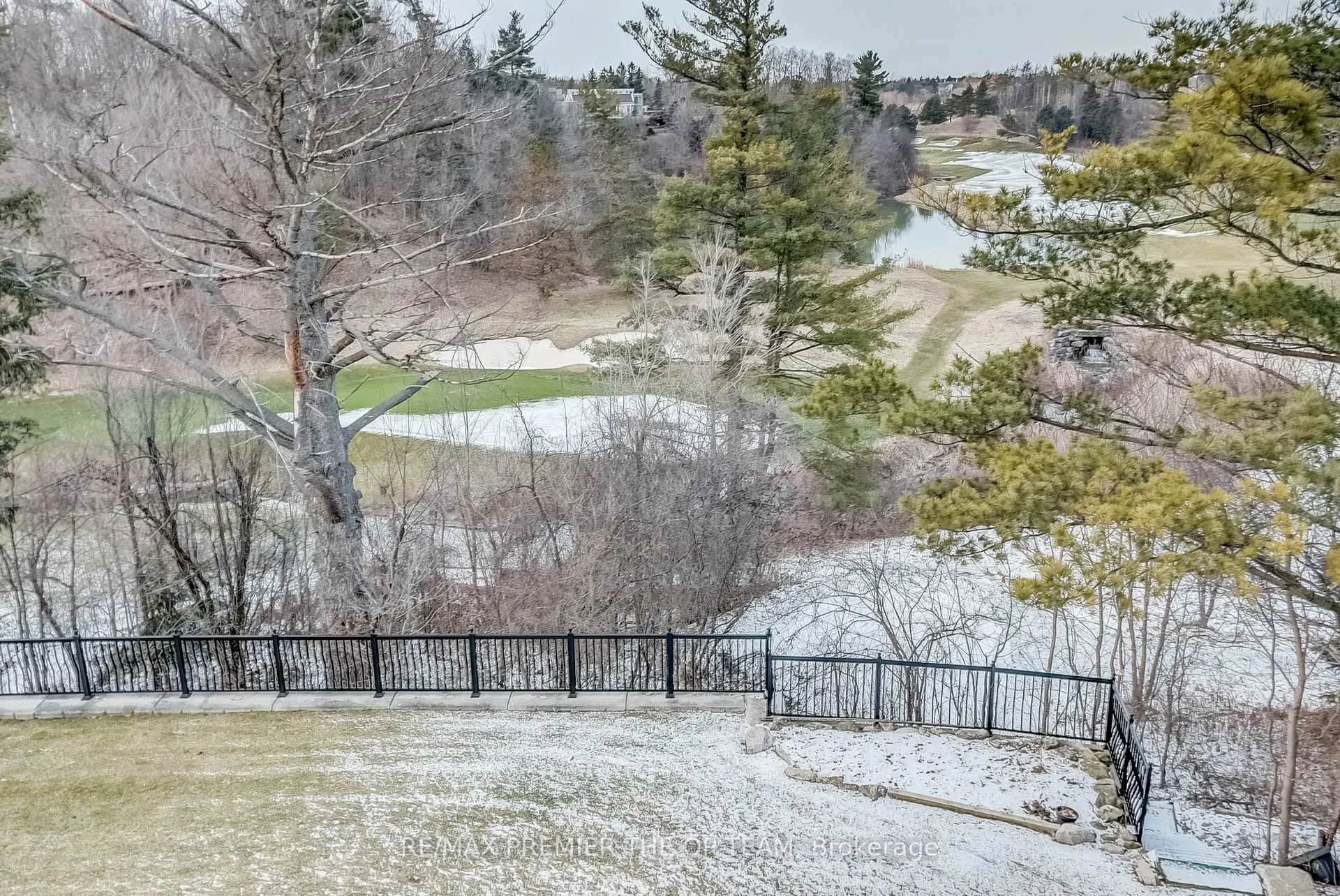 Photo 44 of 118 Cowan Drive, Vaughan, East Woodbridge — HOMEH