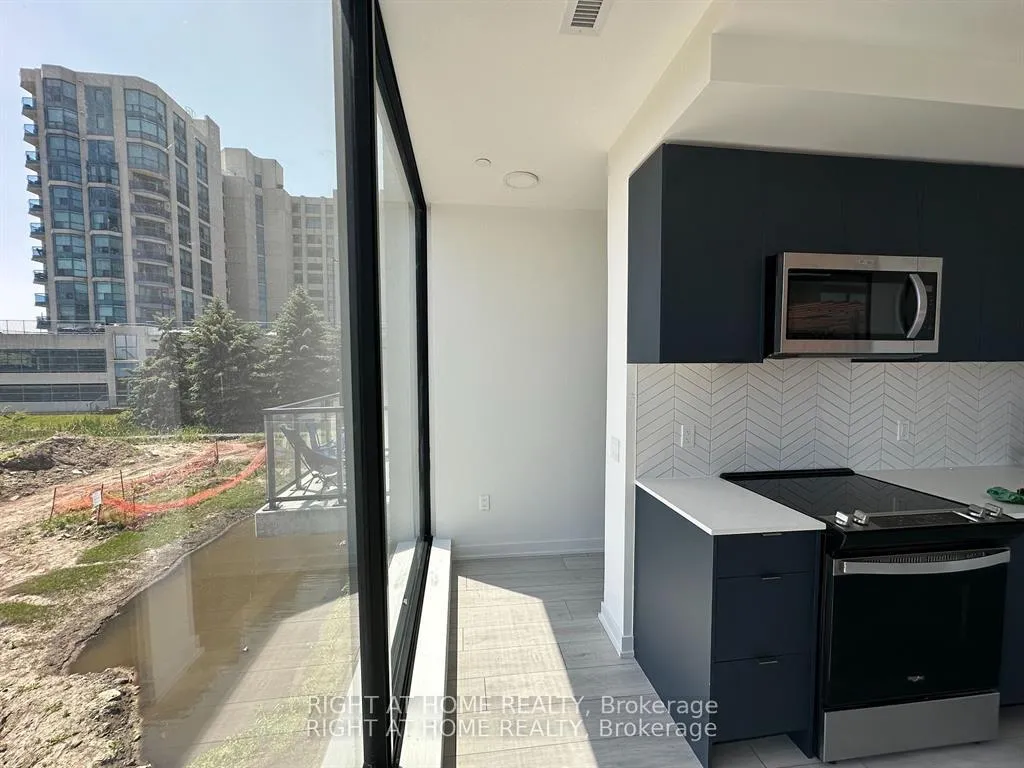 Photo 17 of Unit 184 F, 1608 Charles Street, Whitby, Port Whitby — HOMEH